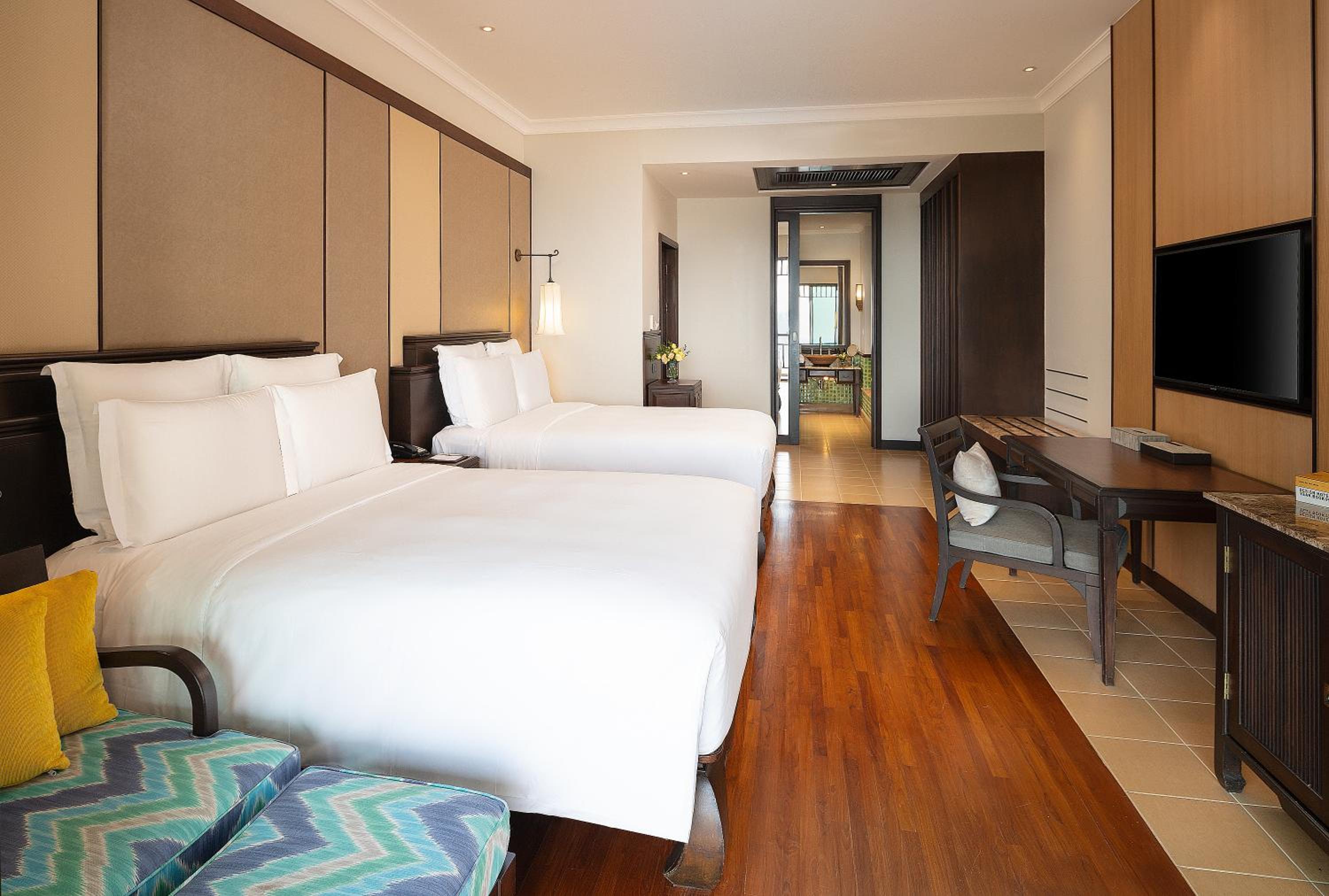 Classic Room With Ocean View - Photo 1