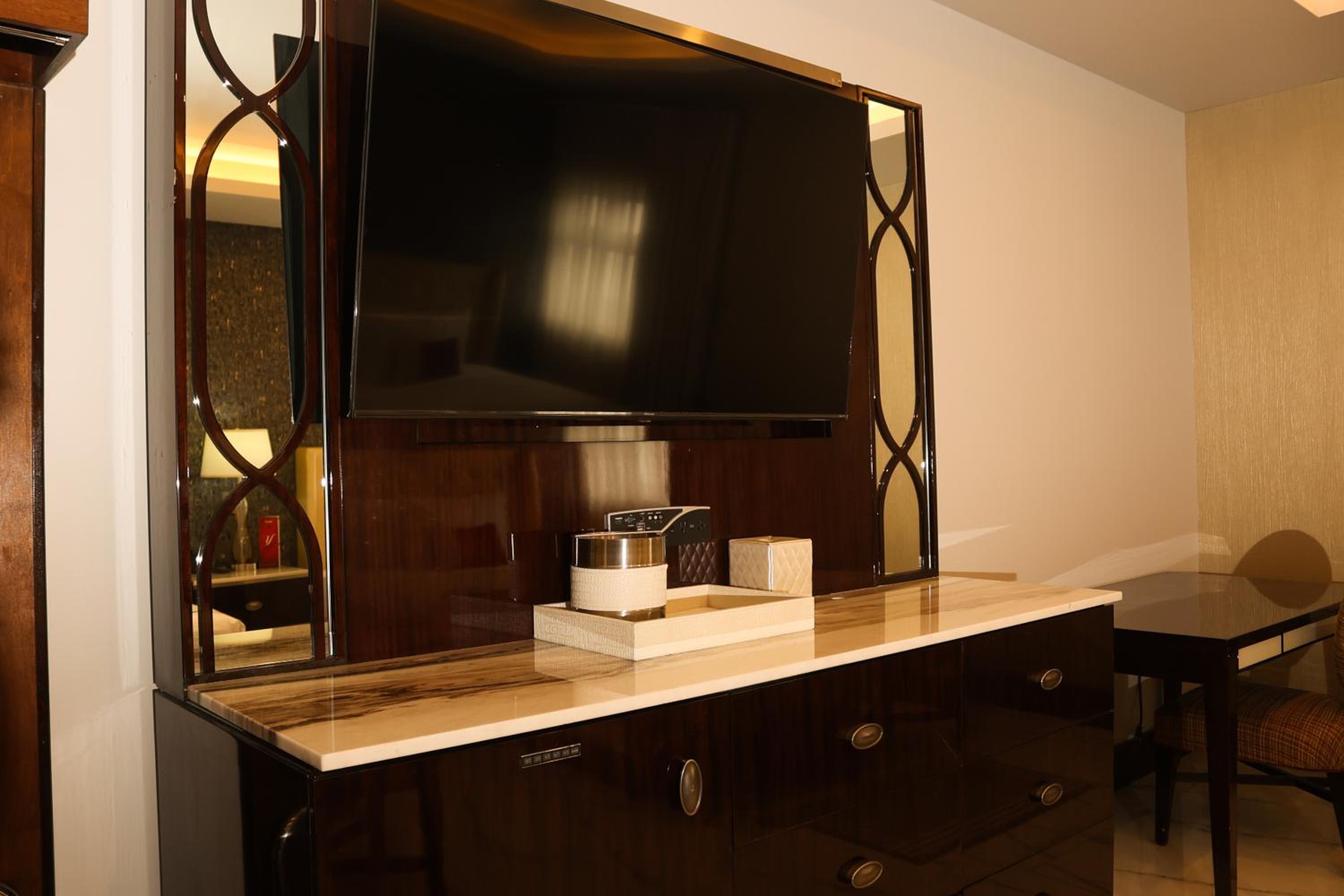 Deluxe Triple Room photo 3