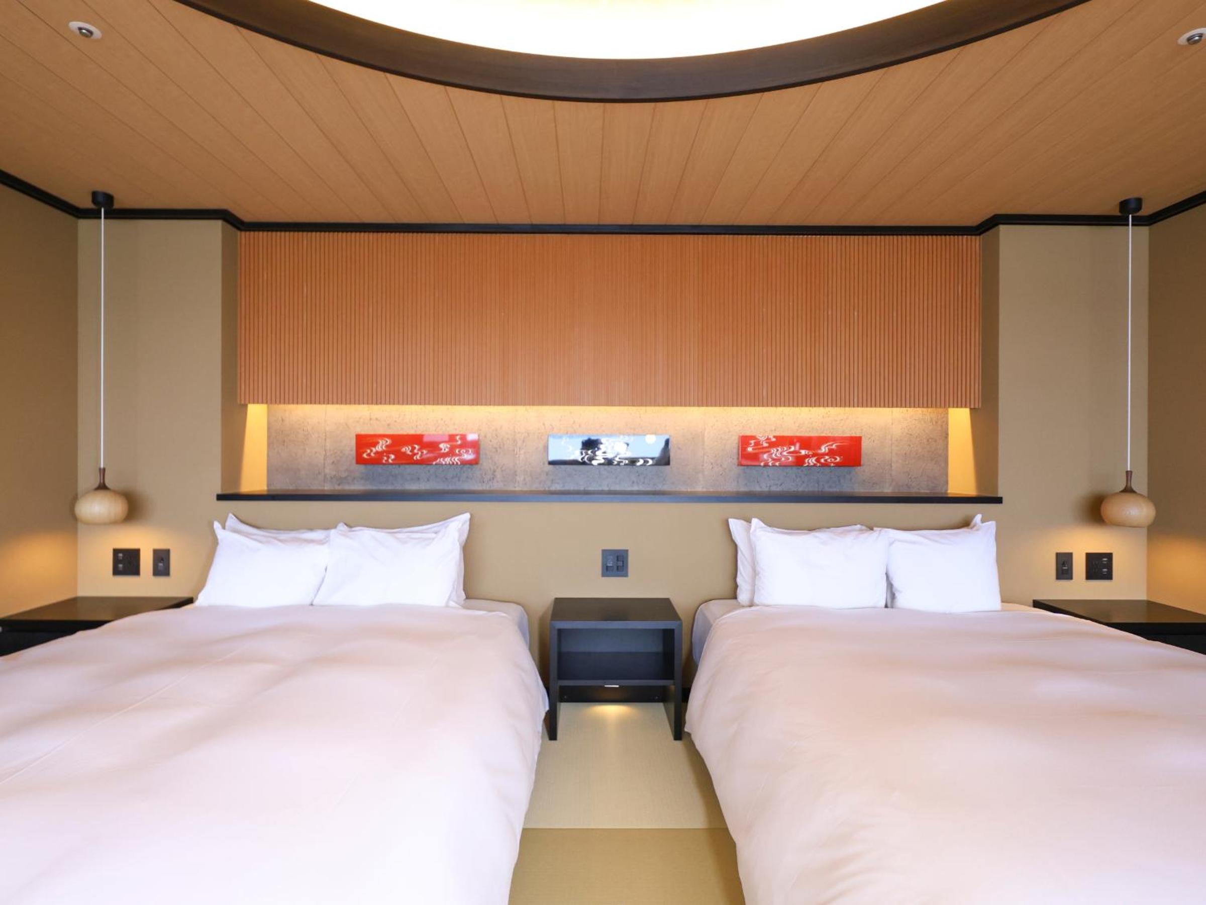 Suite with Spa Bath - Photo 6