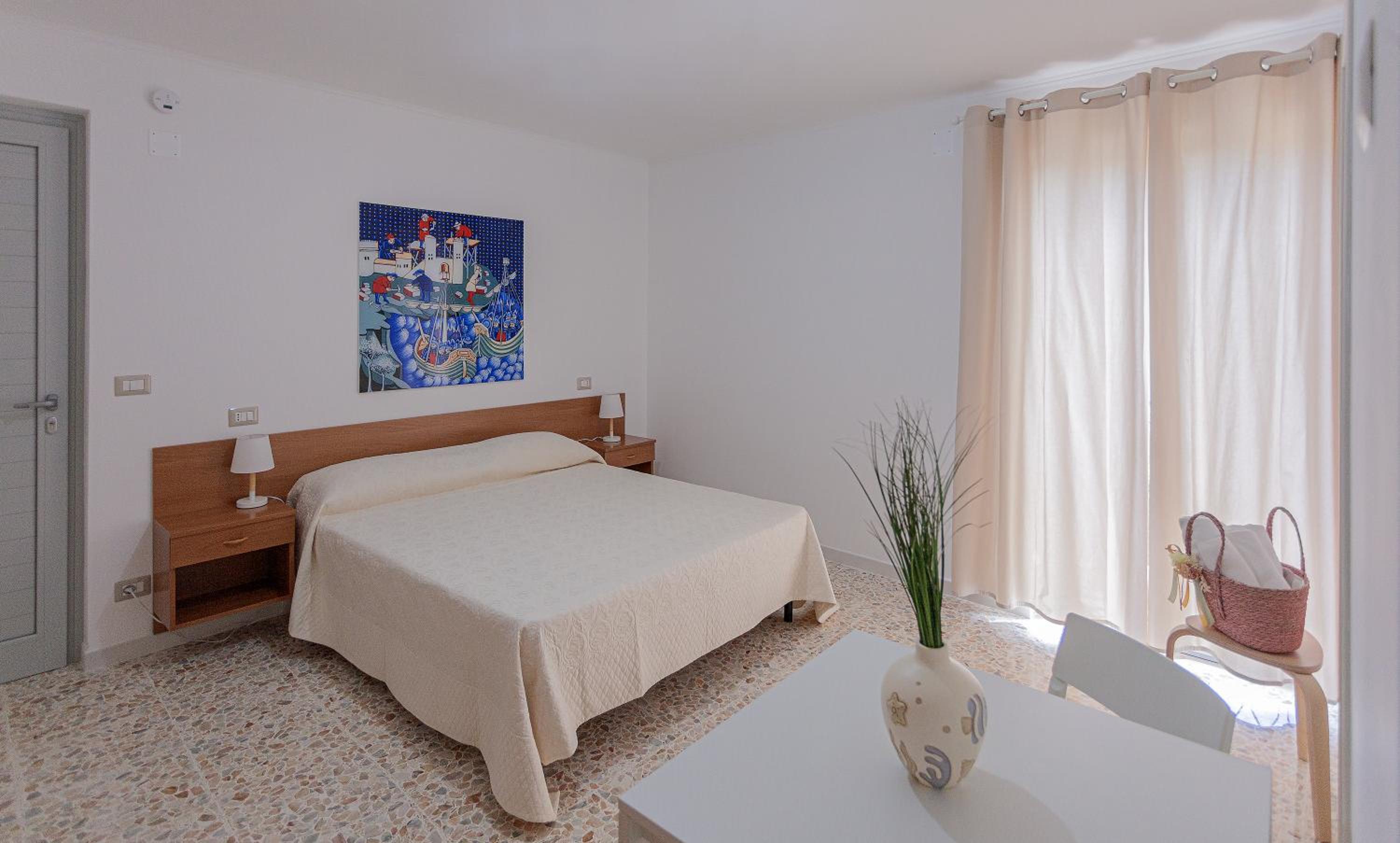 Double Room with Balcony and Sea View photo 1