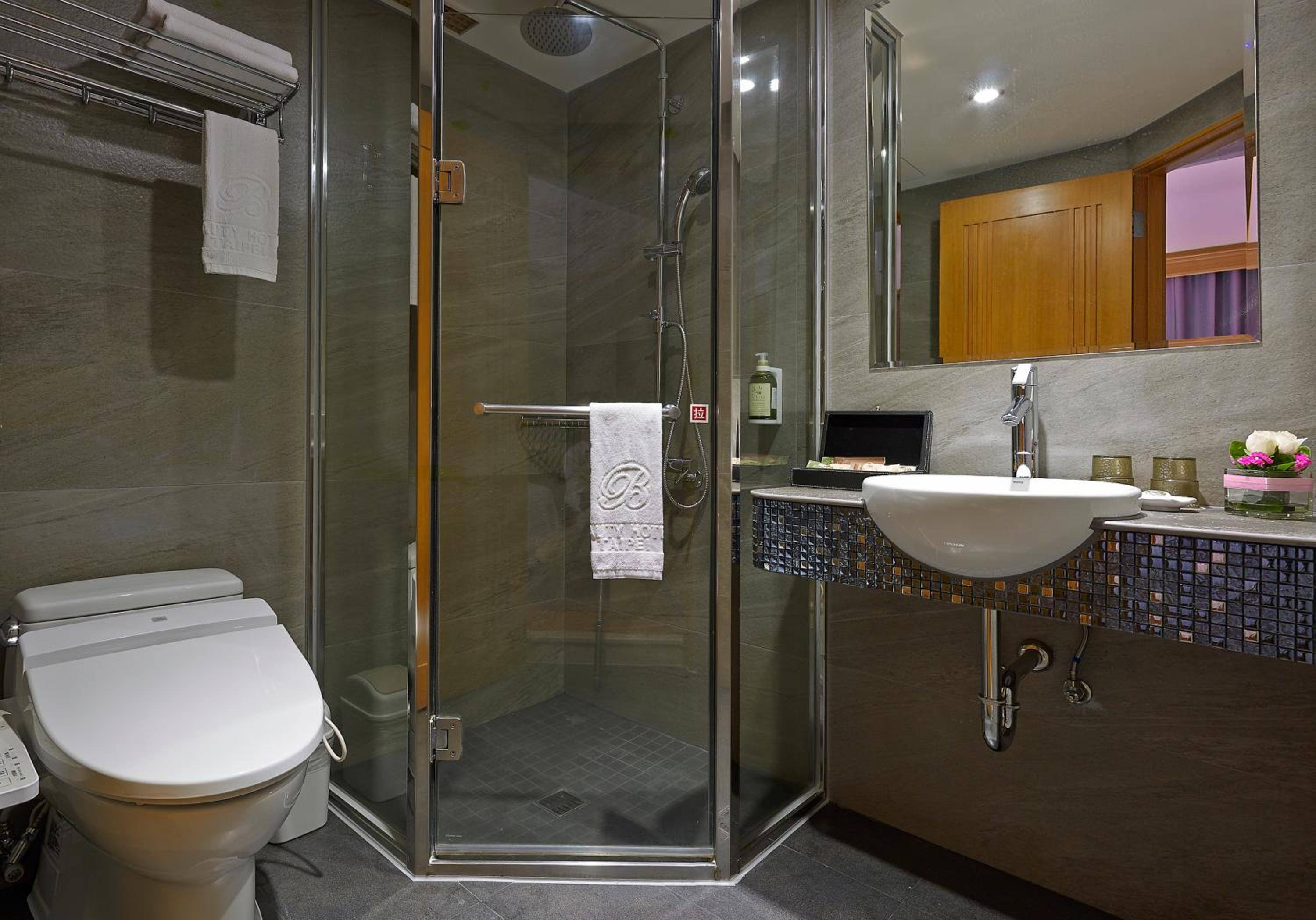 Superior Twin Room photo 3
