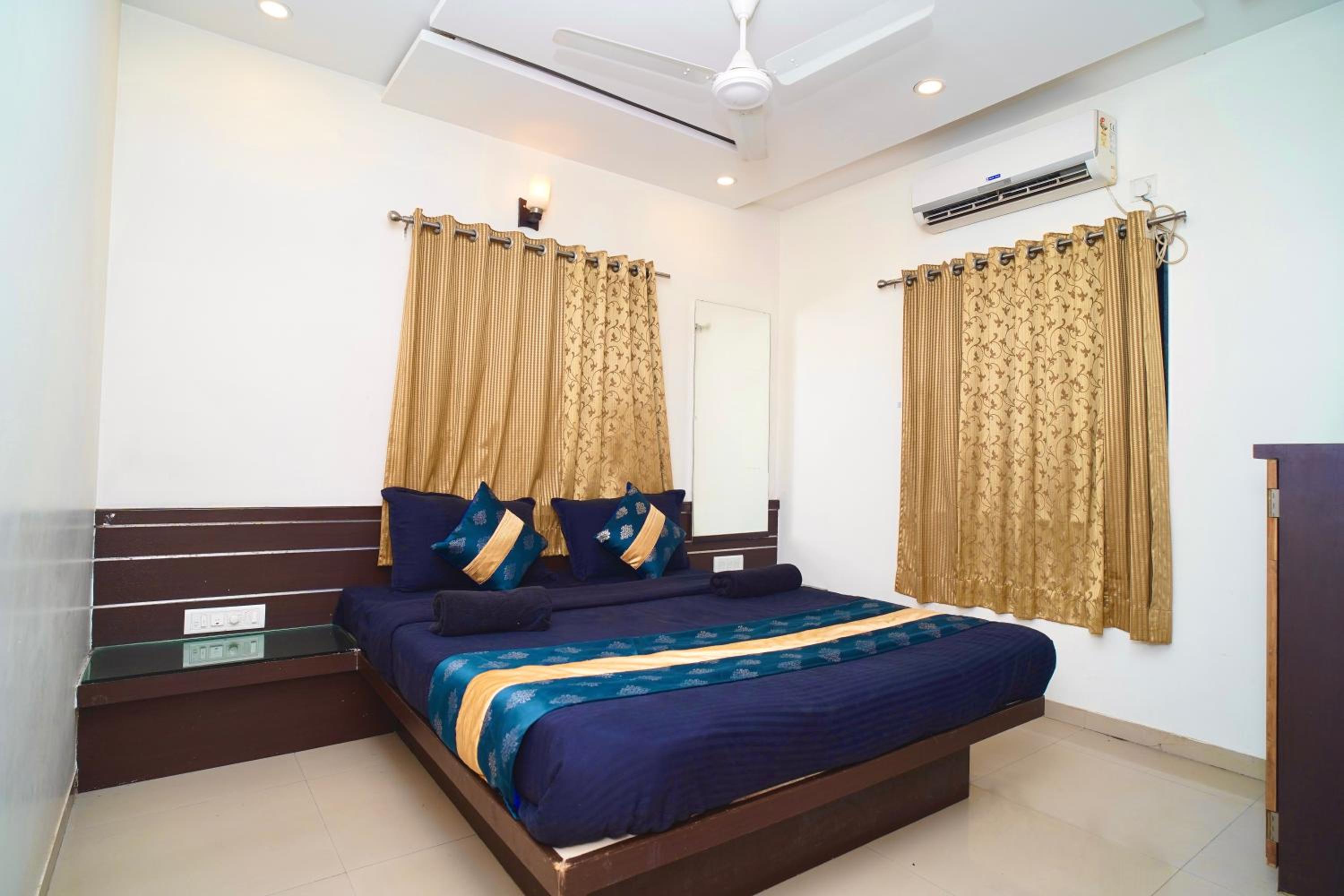 Deluxe Double Room photo 3