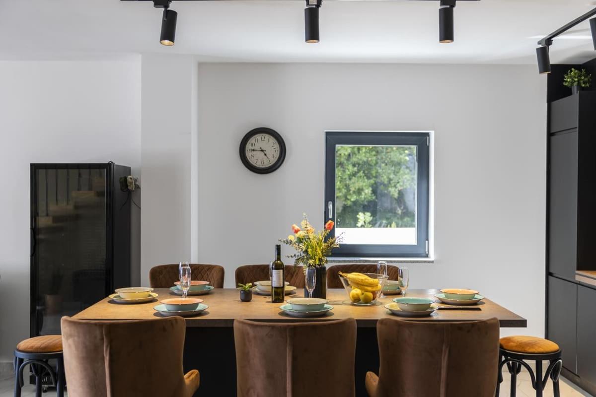Villa photo 3