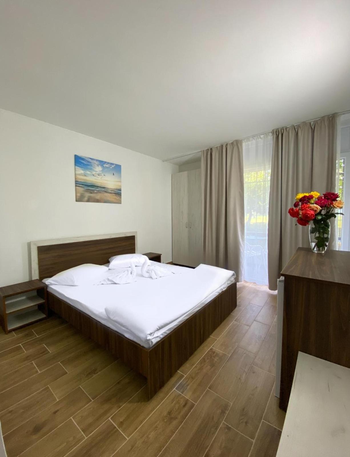 Double or Twin Room photo 1