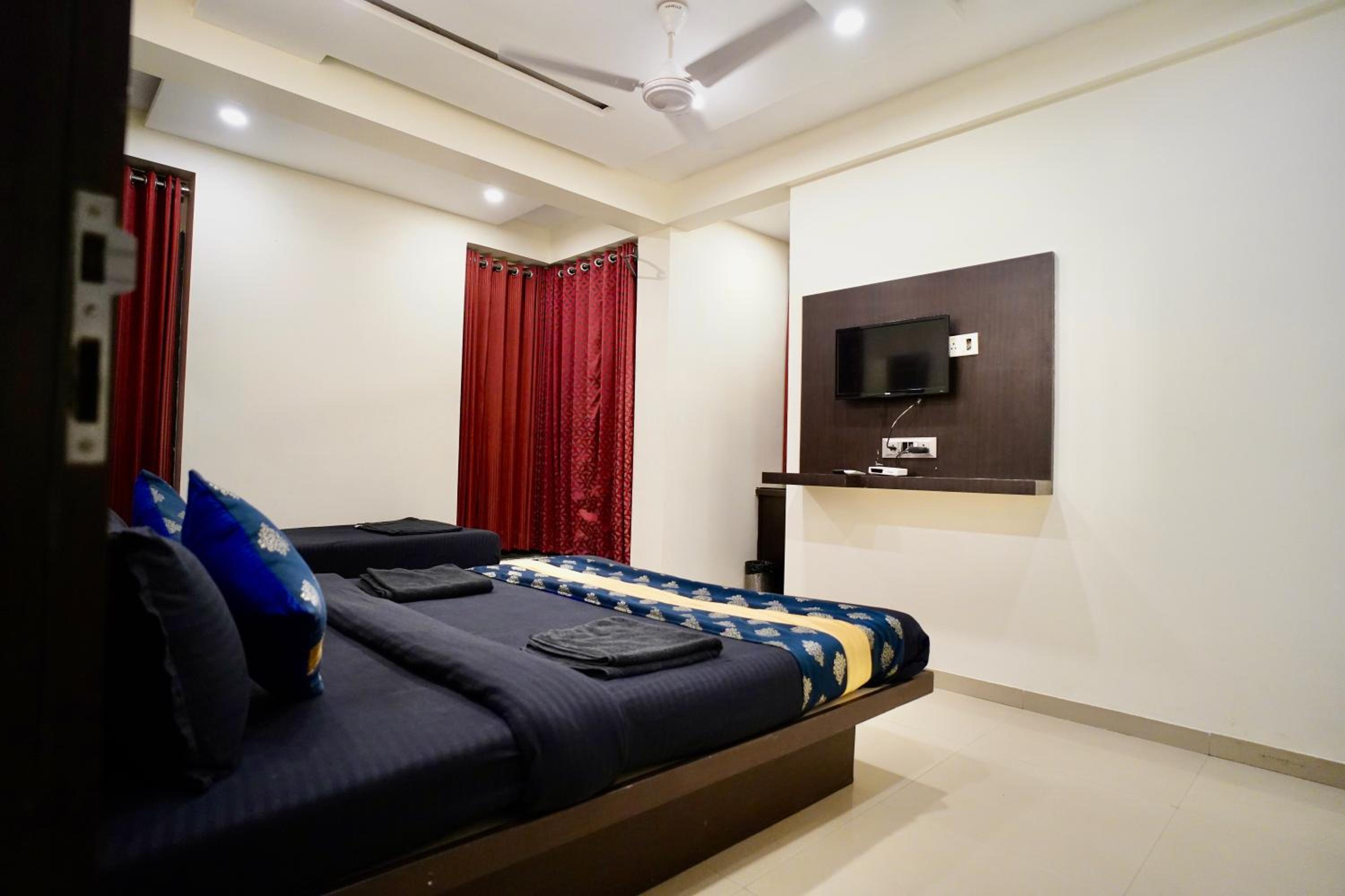 Standard Triple Room photo 3