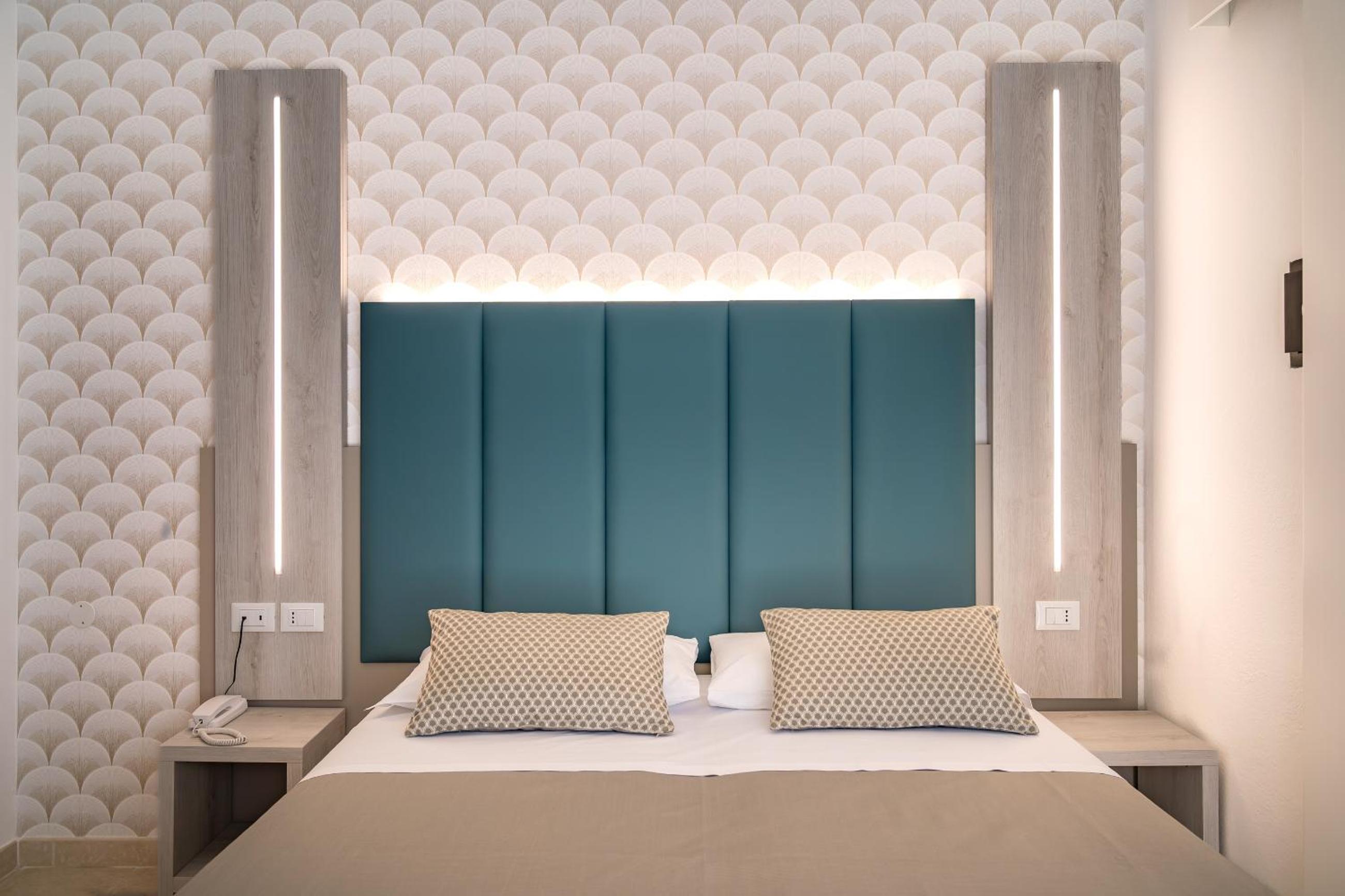 Double Room with Balcony and Sea View photo 1