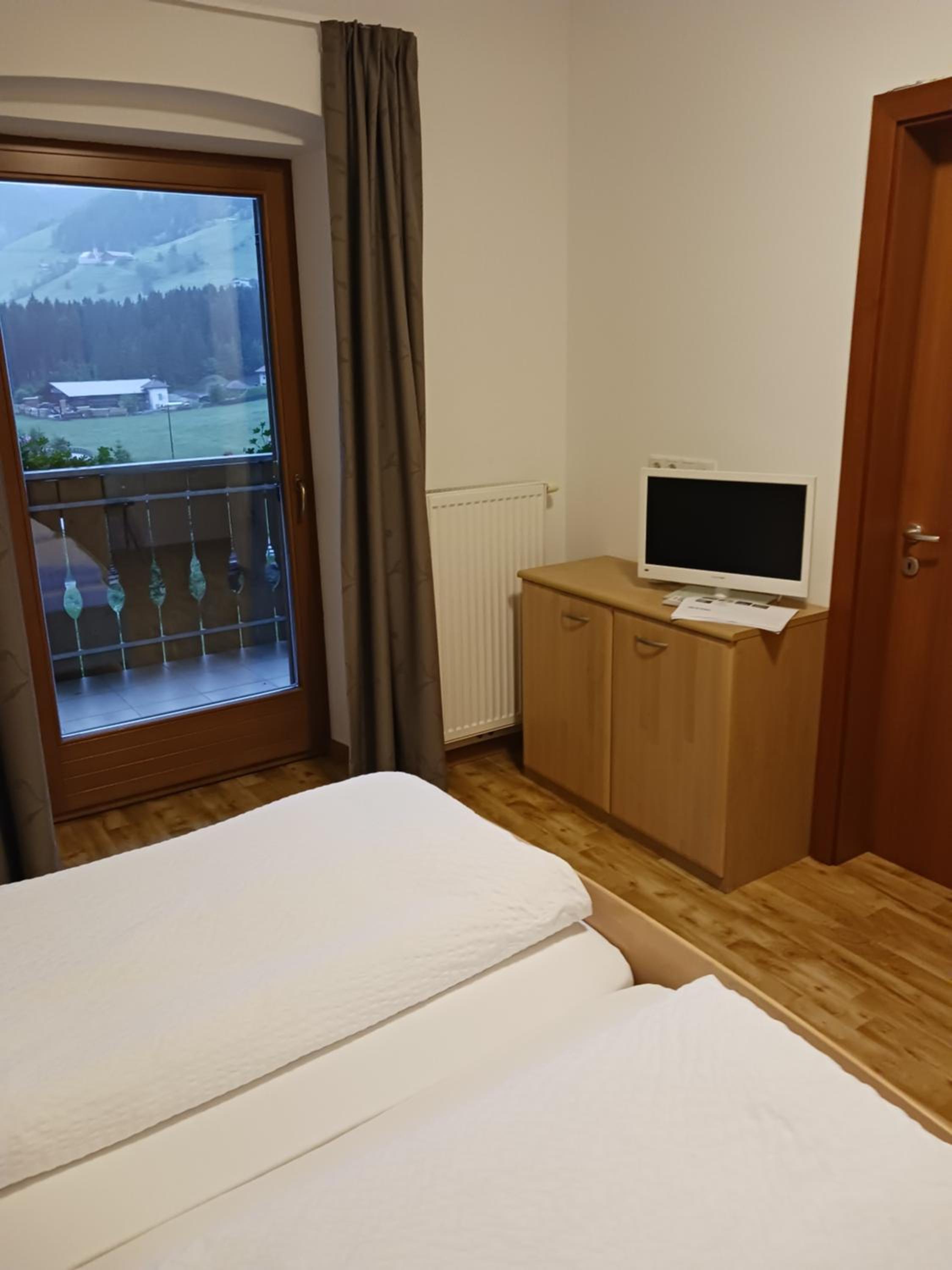 Double Room with Balcony (2 Adults + 1 Child)