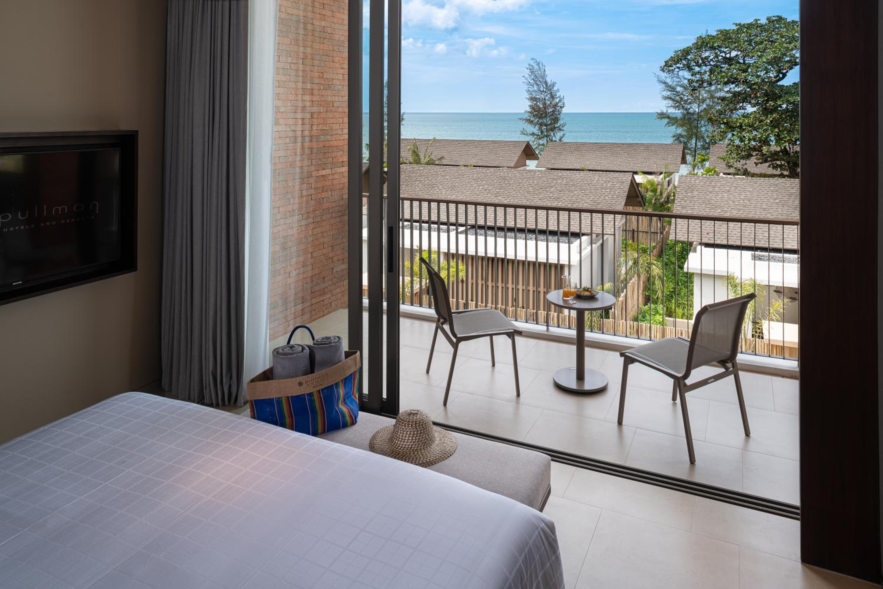 Deluxe King or Twin Room - Photo 2