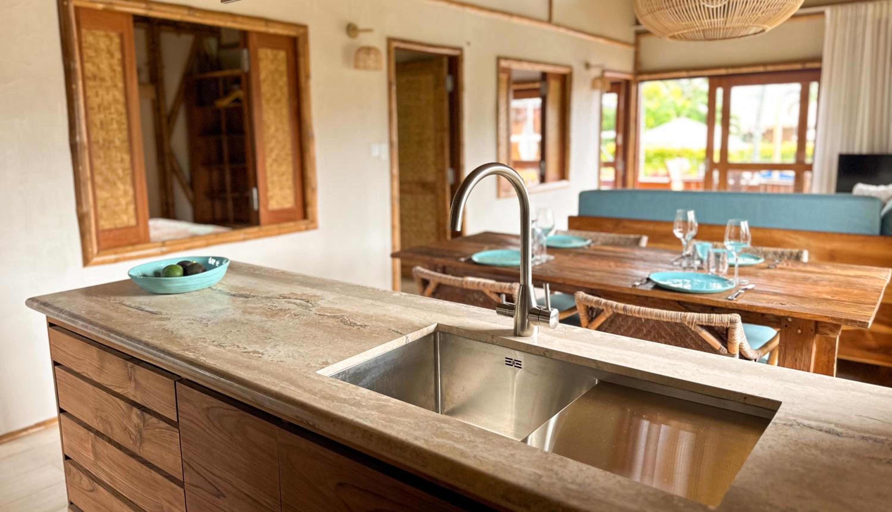 Deluxe Bungalow with Garden View photo 3