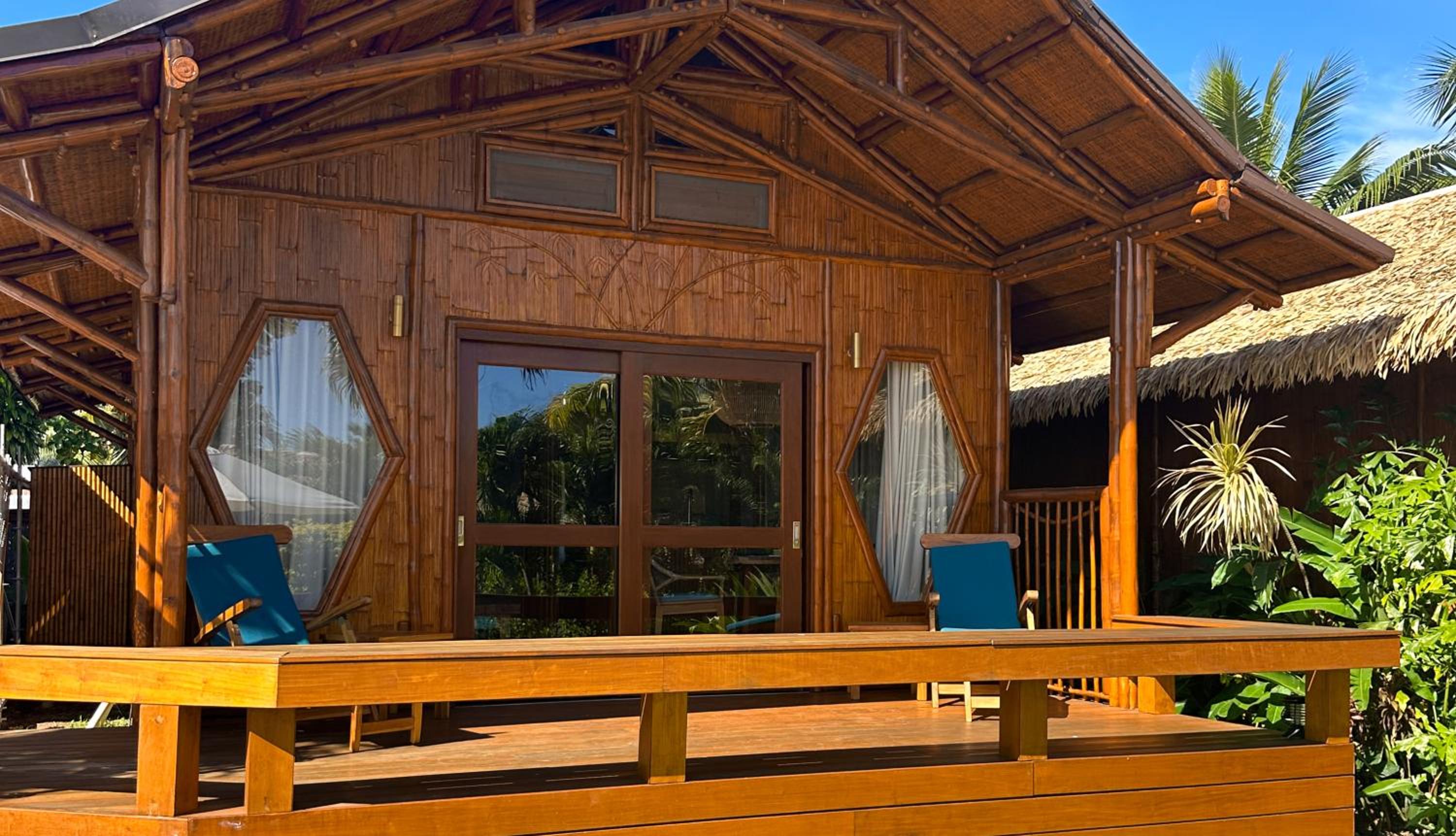 Deluxe Bungalow with Garden View photo 3