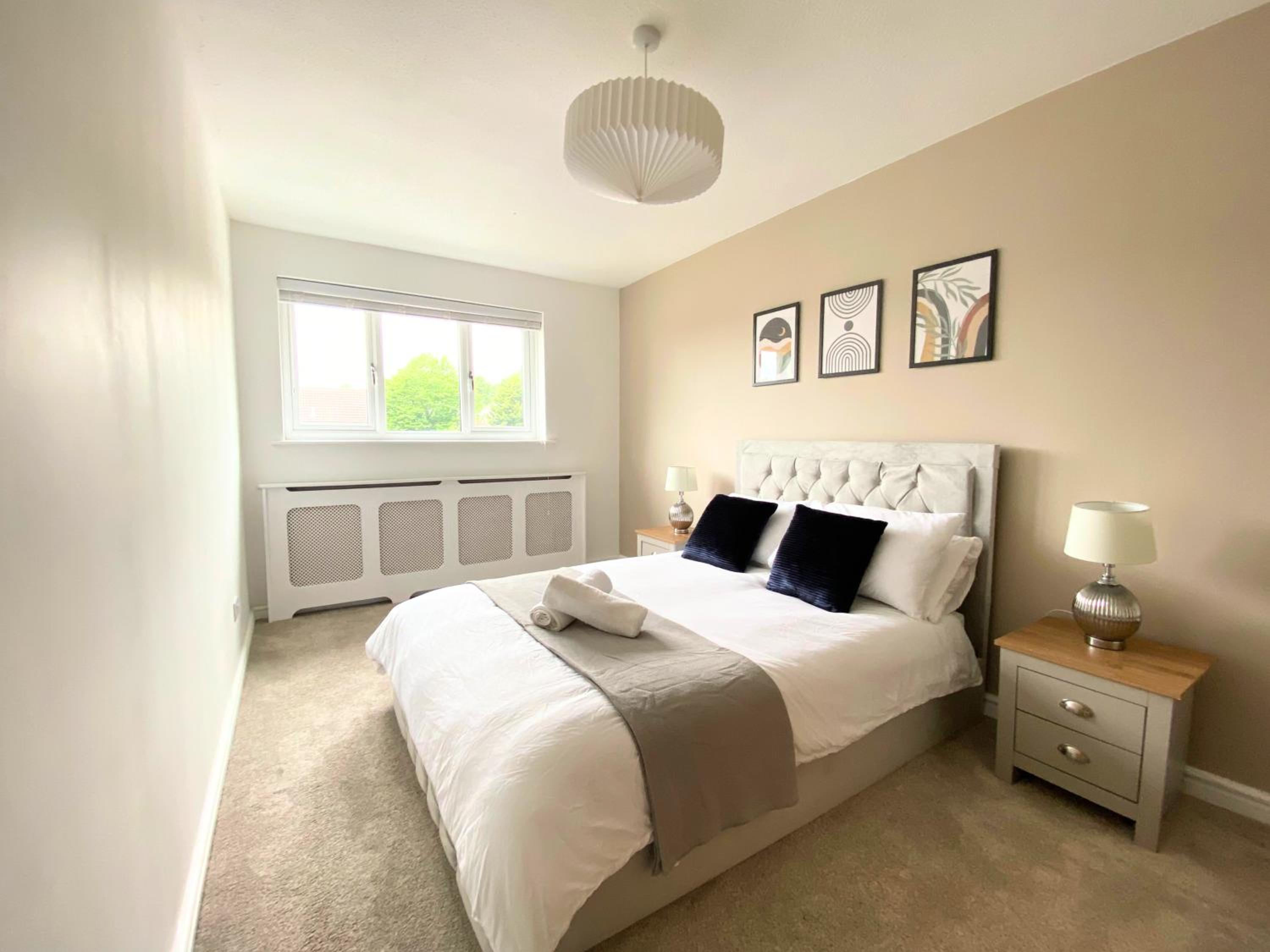 Four-Bedroom House photo 3