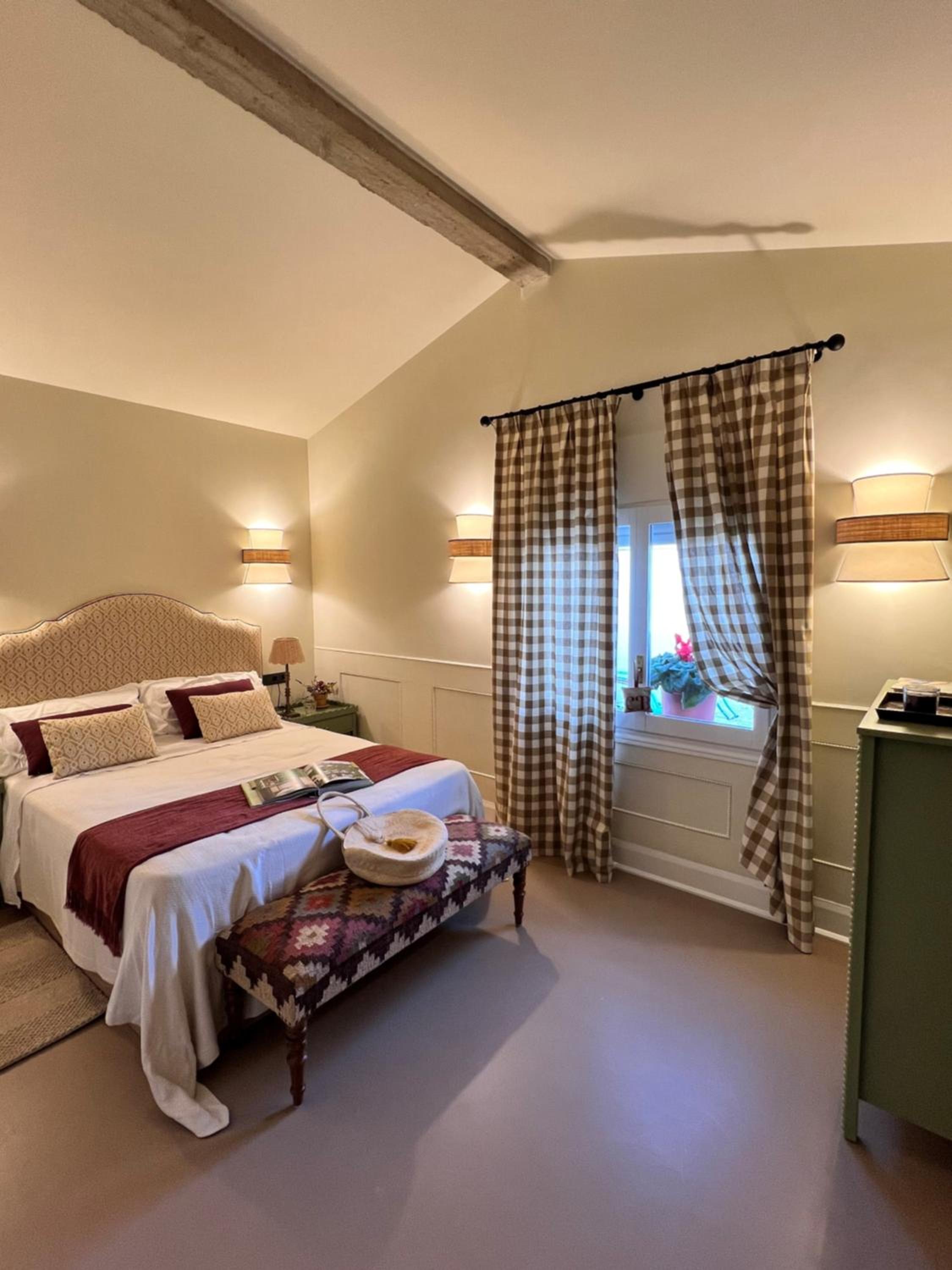 Two-Bedroom House photo 3