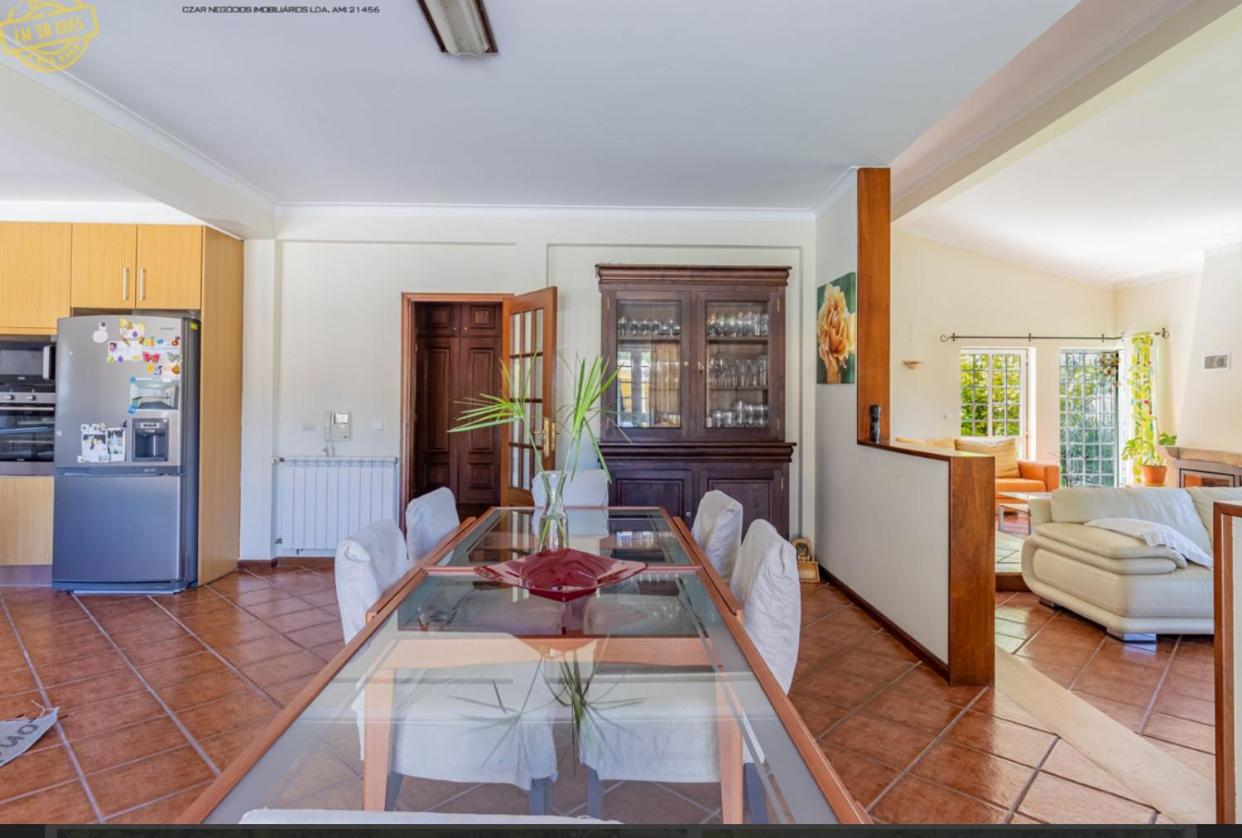 Villa photo 3