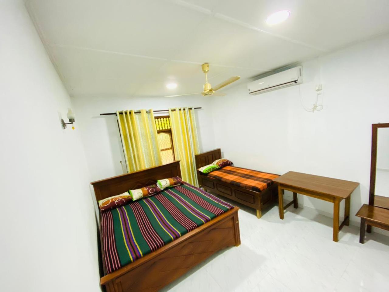 Deluxe Family Room photo 3