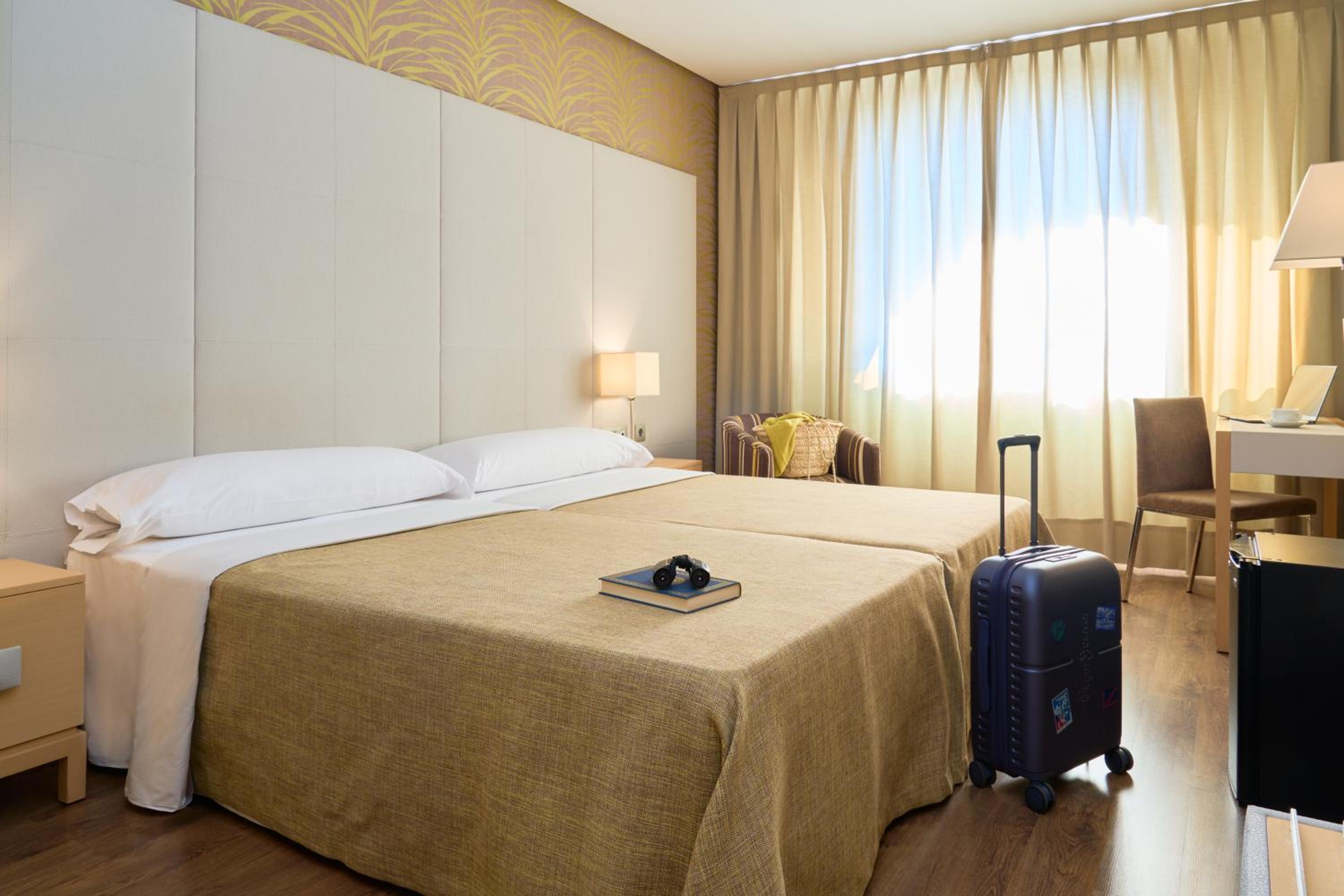 Special Offer - Twin Room with Parking