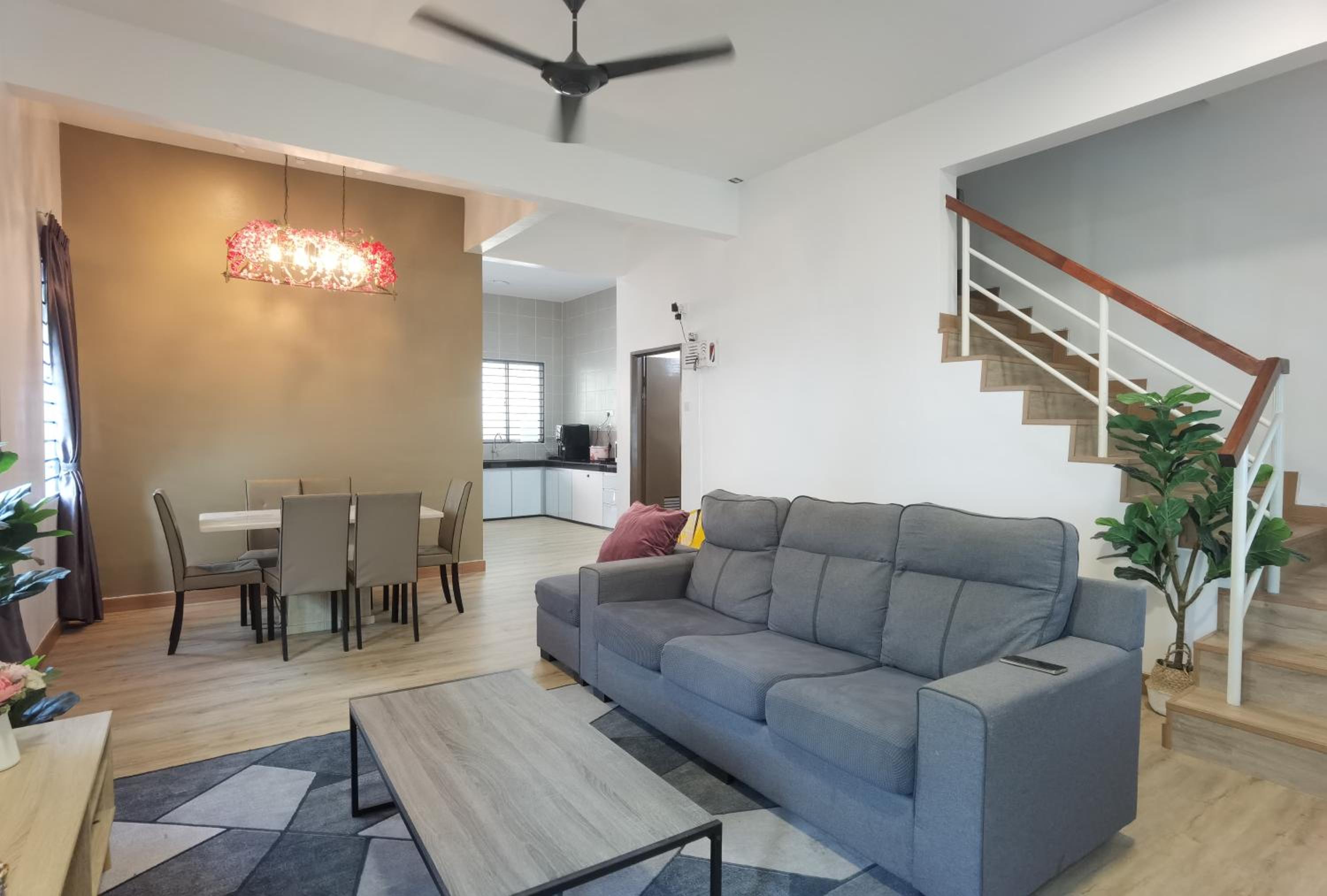 Four-Bedroom House photo 1