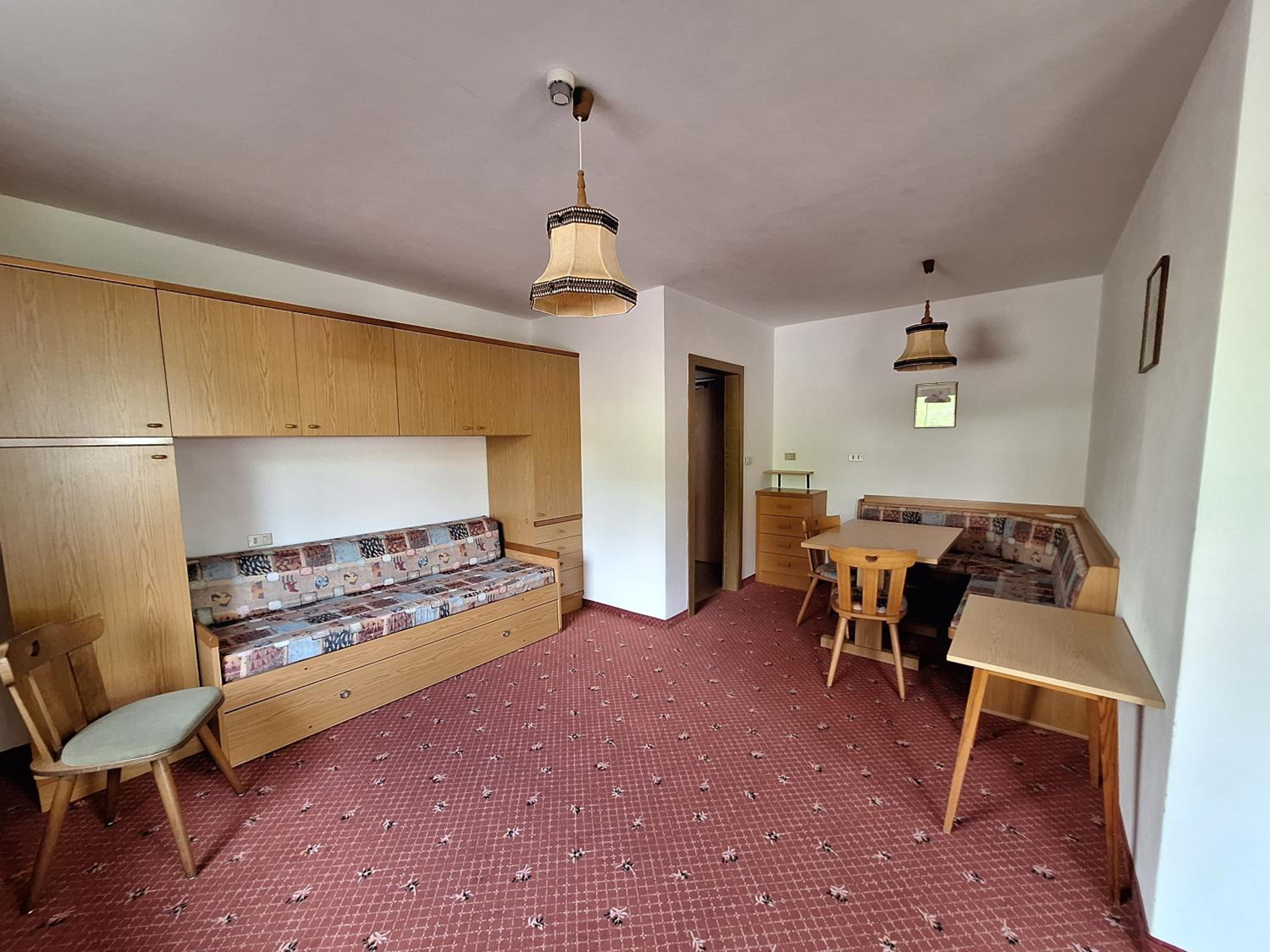 One-Bedroom Apartment with Balcony photo 3