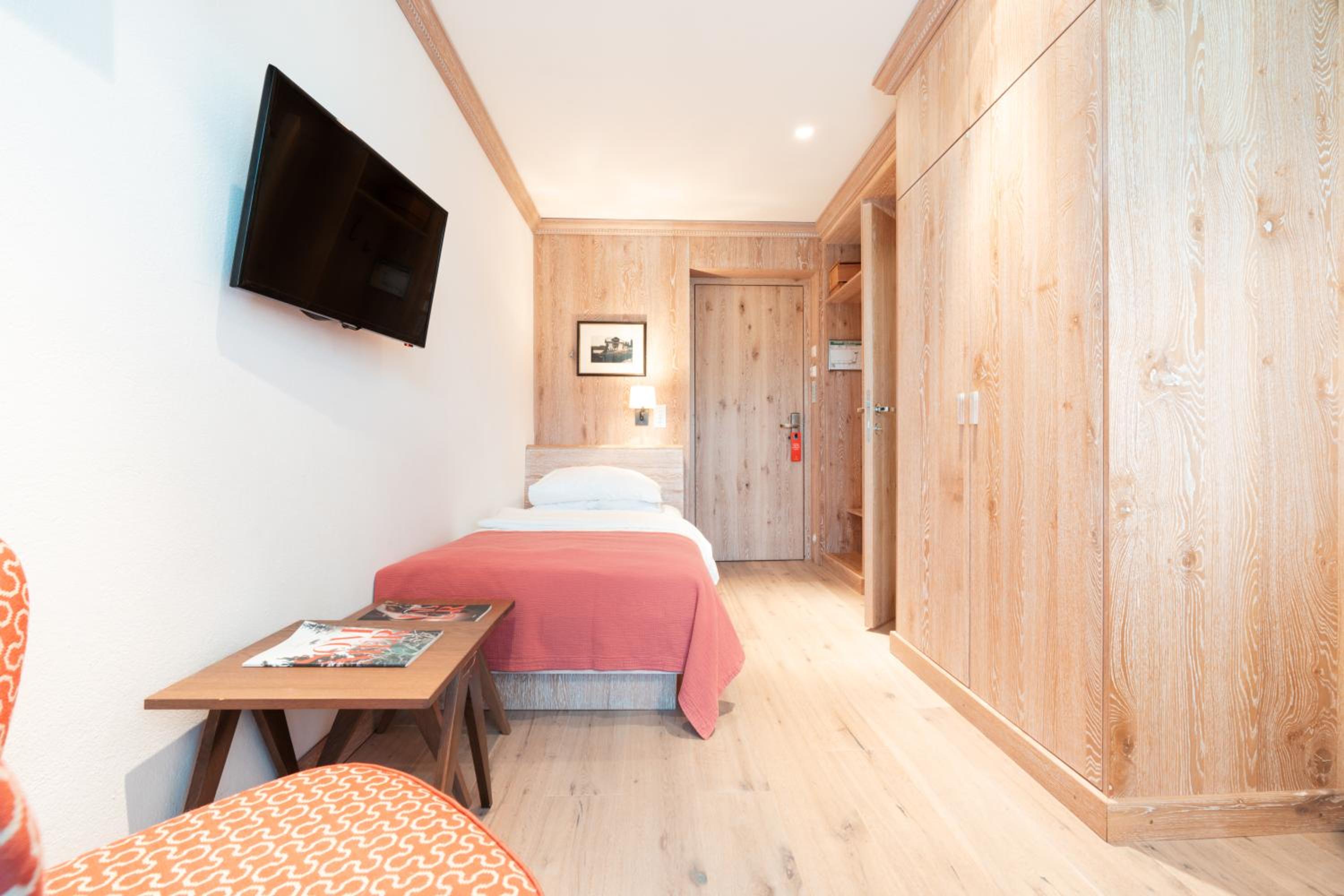 Economy Single Room