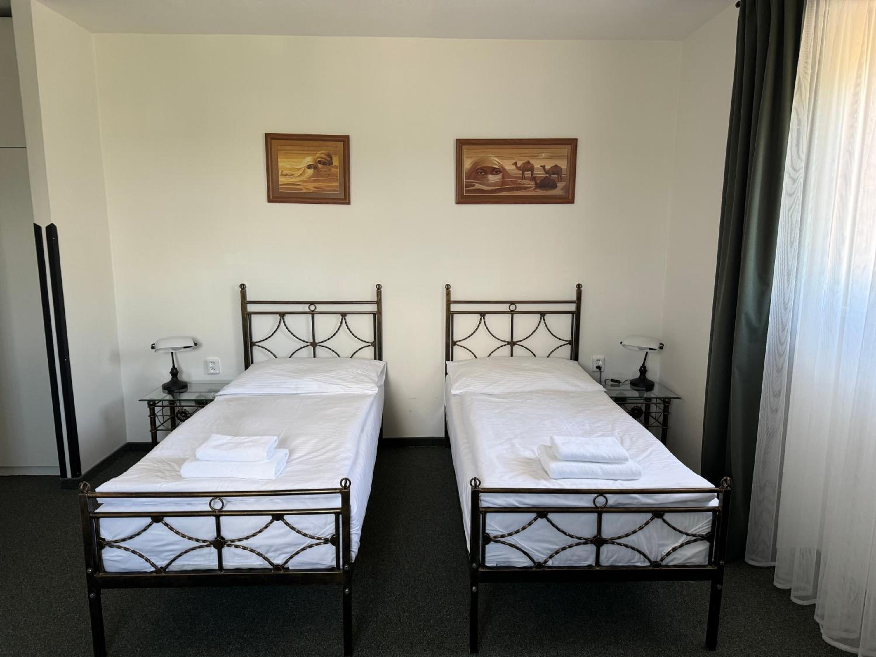 Twin Room photo 1
