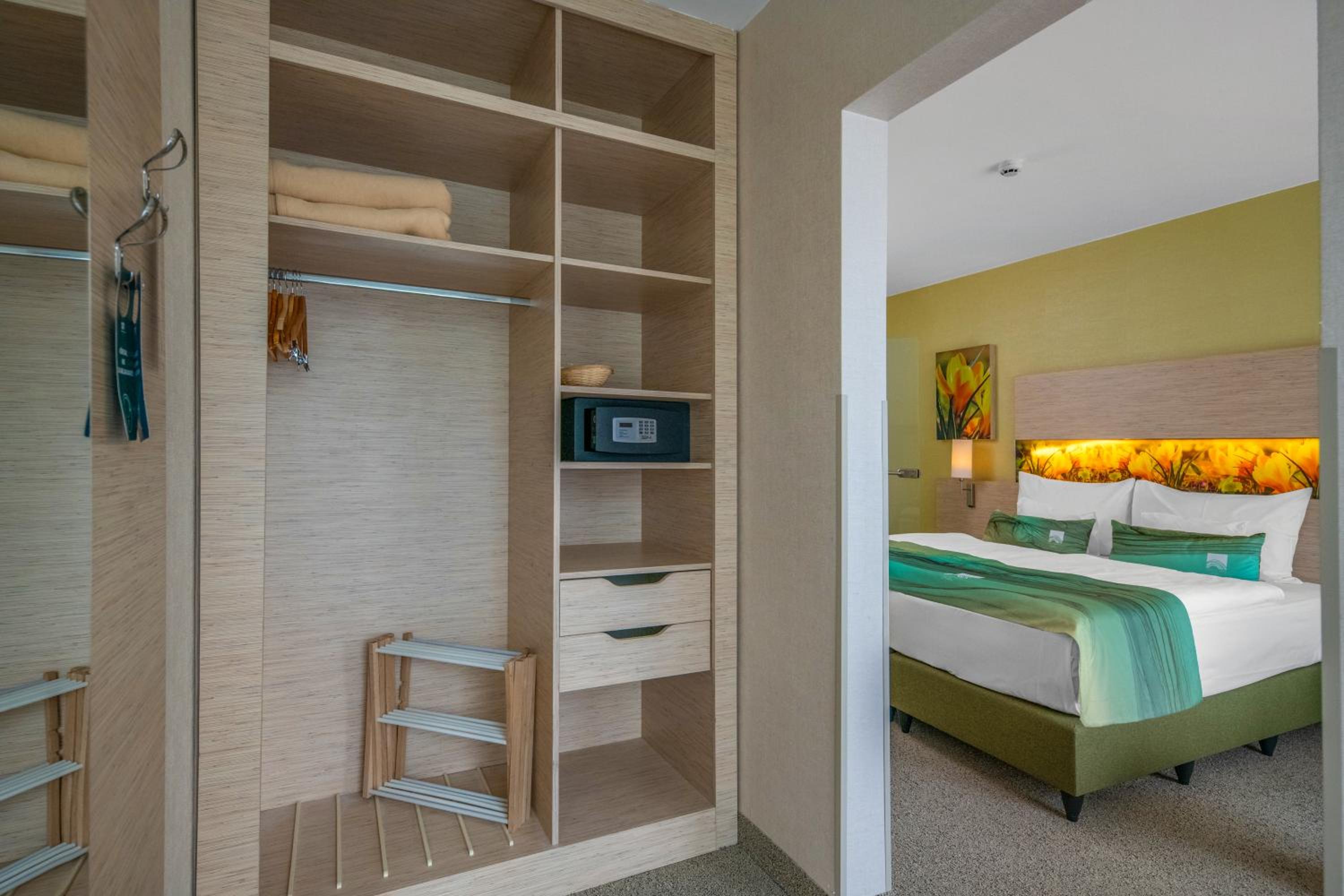 Double Room - Photo 4