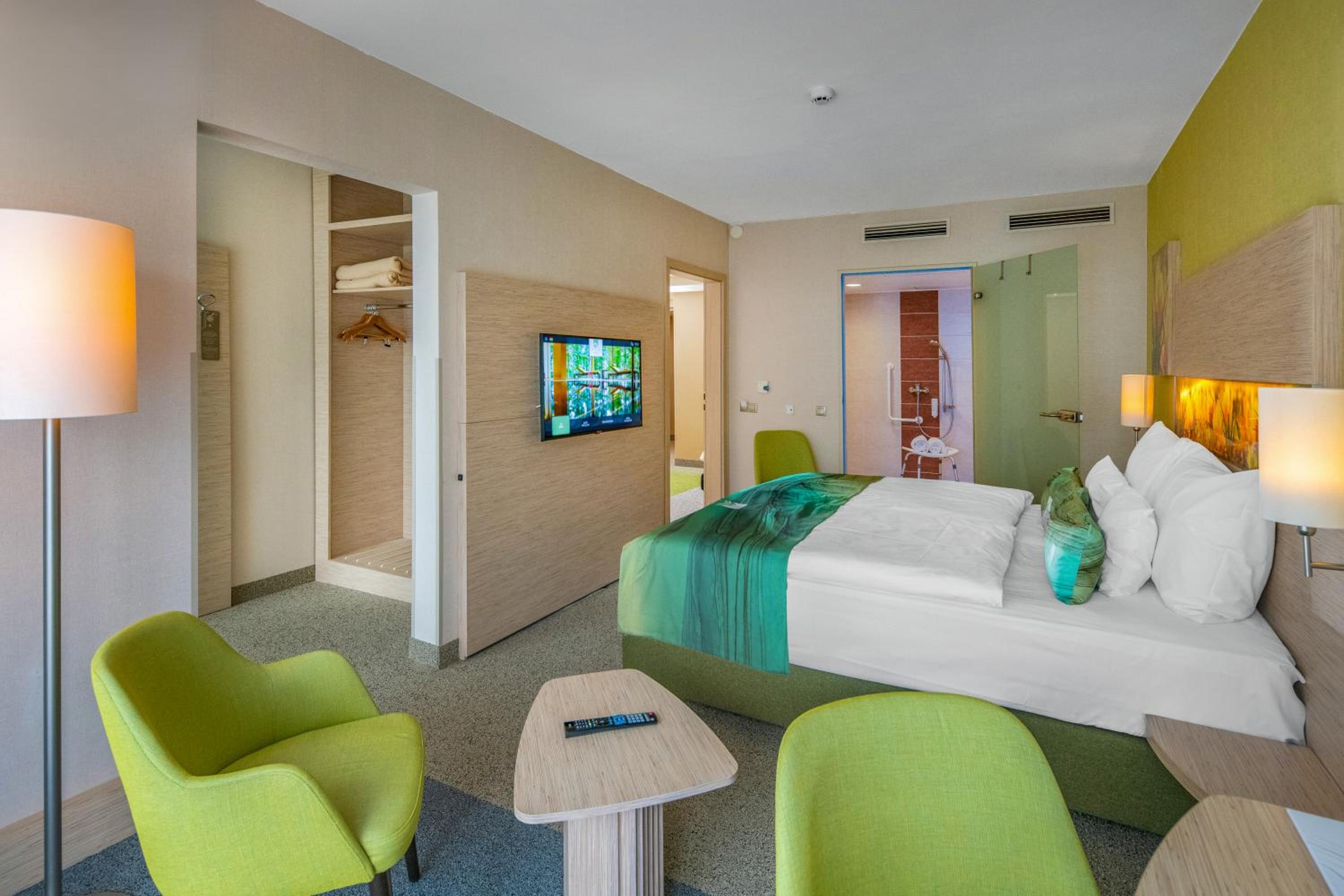 Double Room - Photo 5