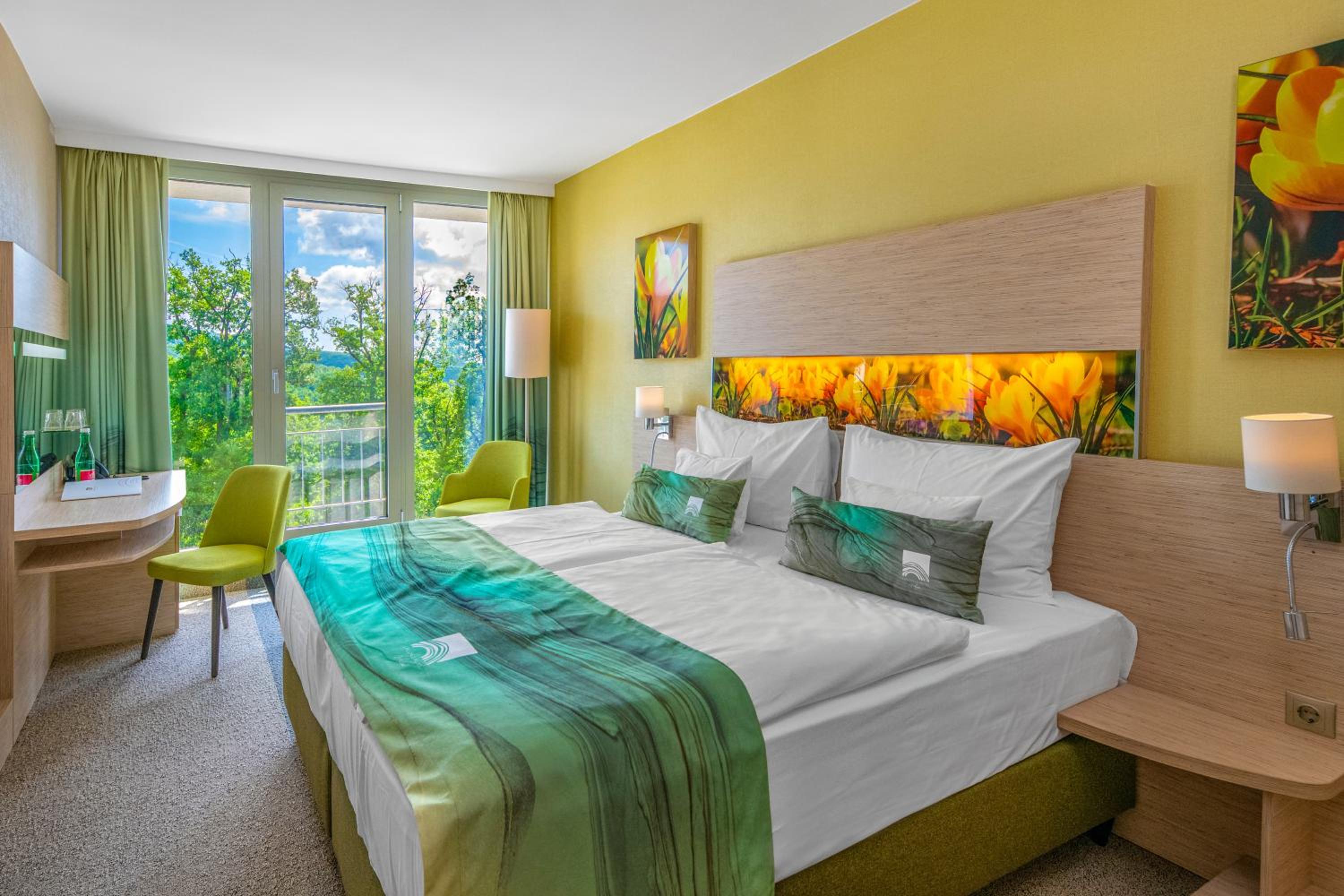 Double Room with Mountain View - Photo 7