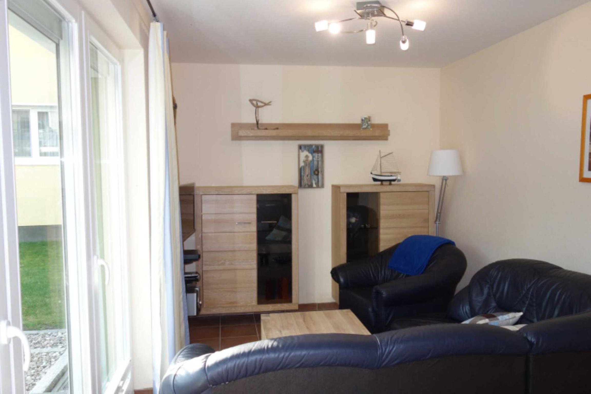 One-Bedroom Apartment with Terrace photo 1