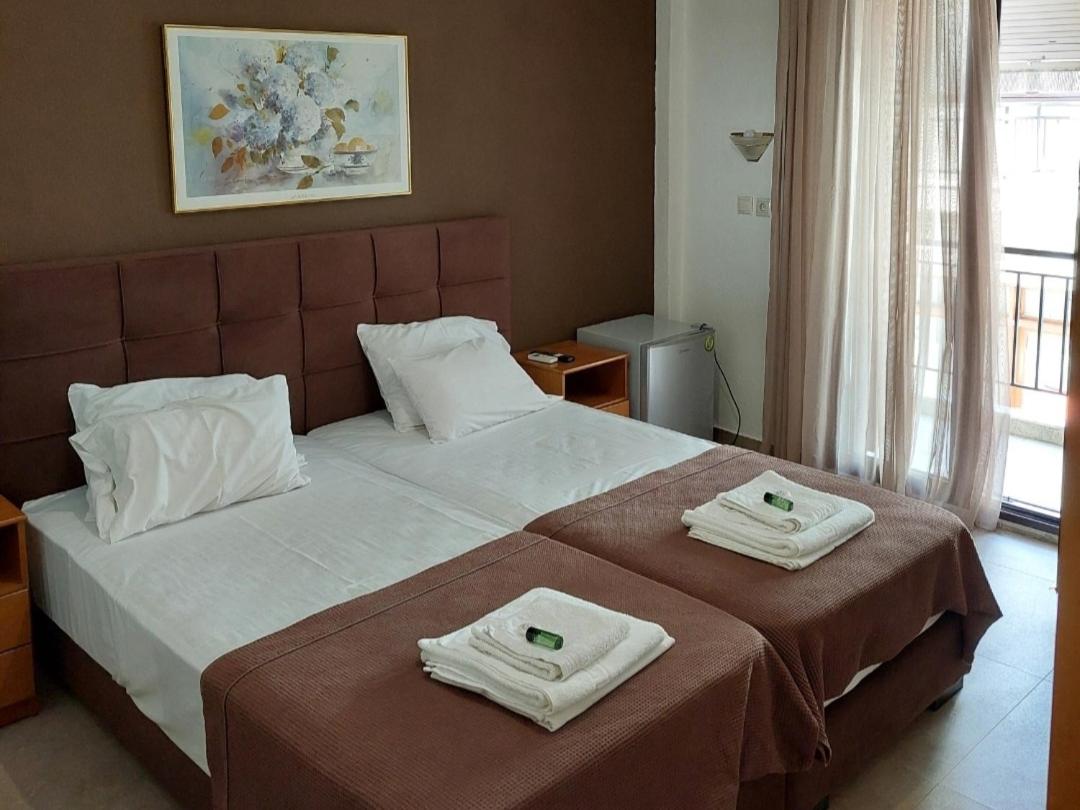 Quadruple Room with Balcony photo 1