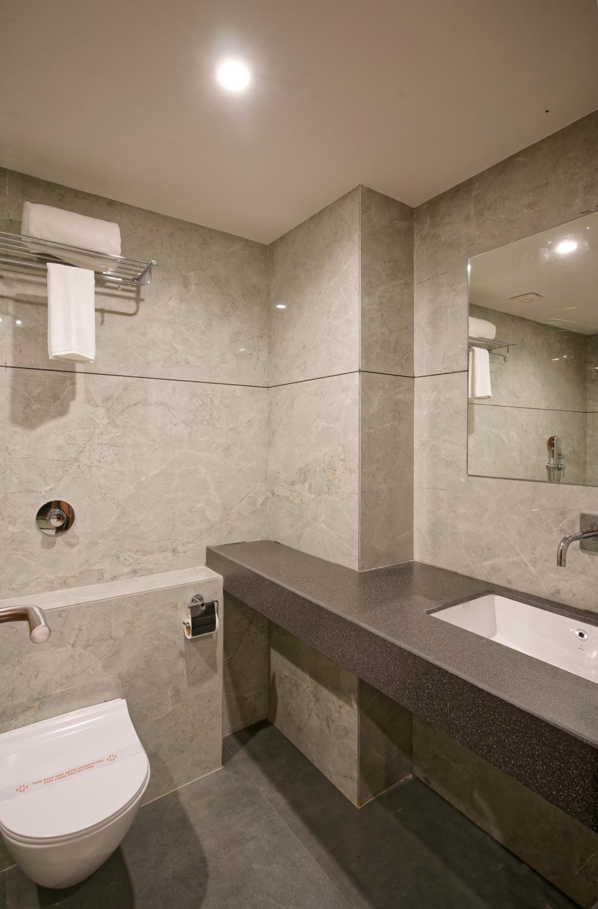 King Suite photo 3