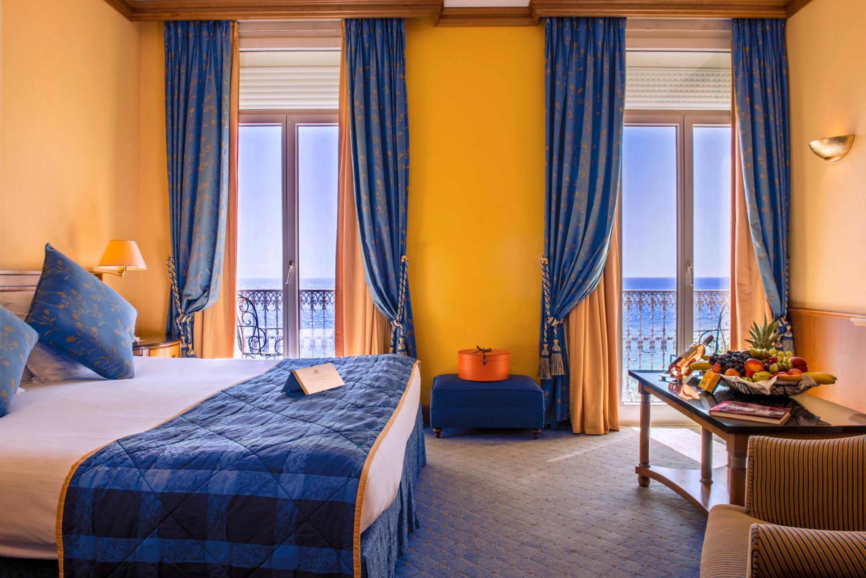 Triple Room with Sea View - Photo 7