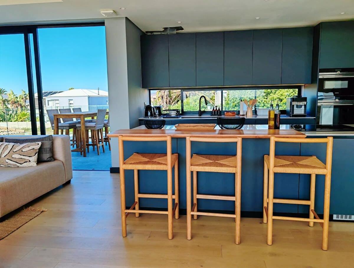 Villa photo 3