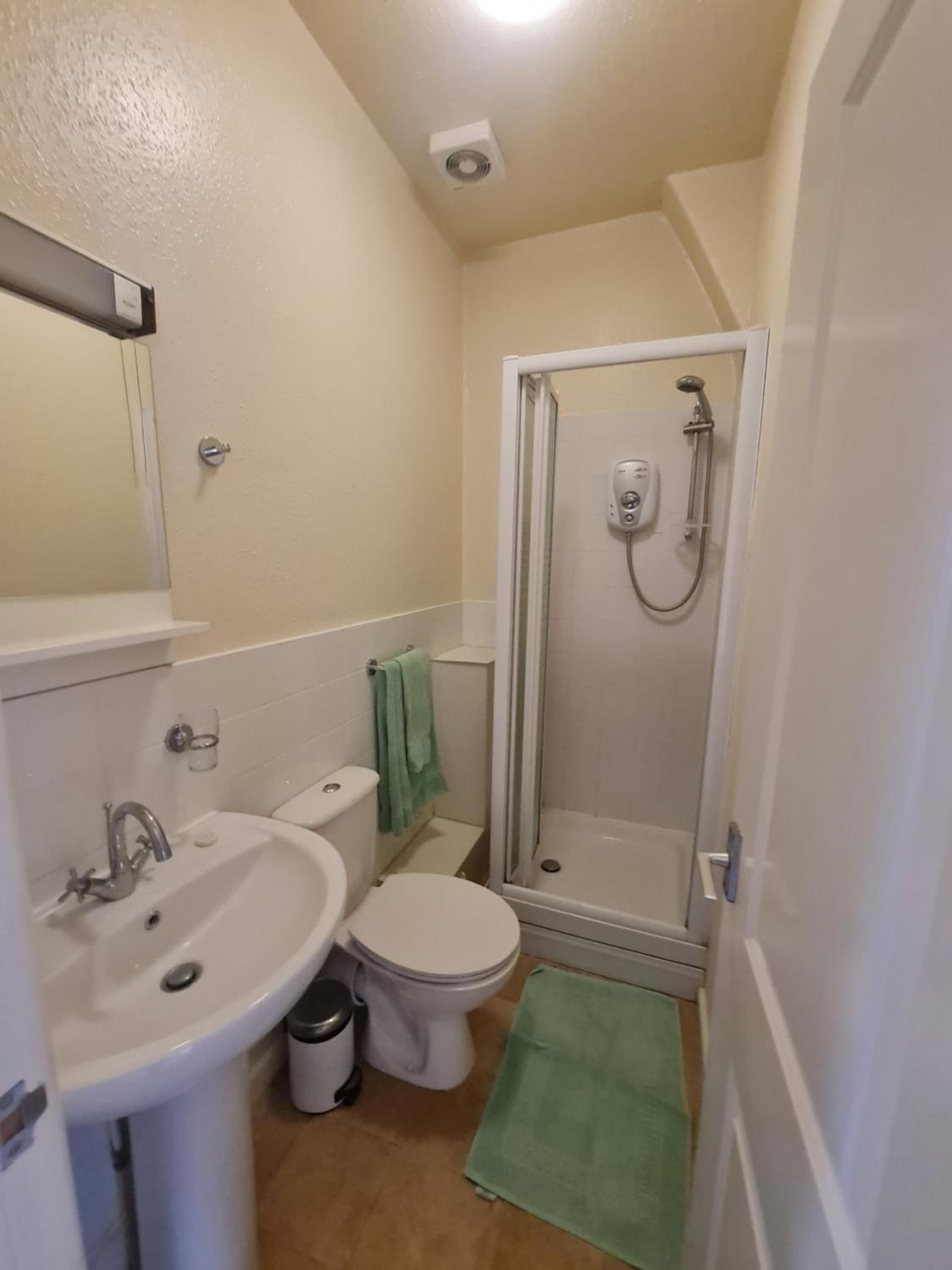 Double Room With Private Bathroom photo 2
