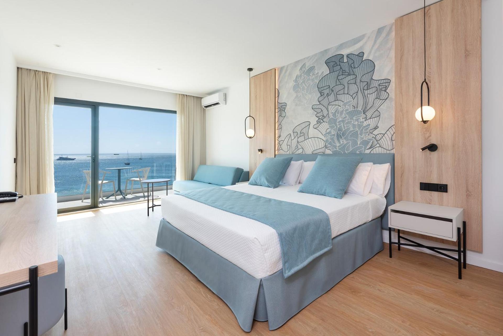 Habitación familiar con vista al mar (2 adultos + 2 niños)