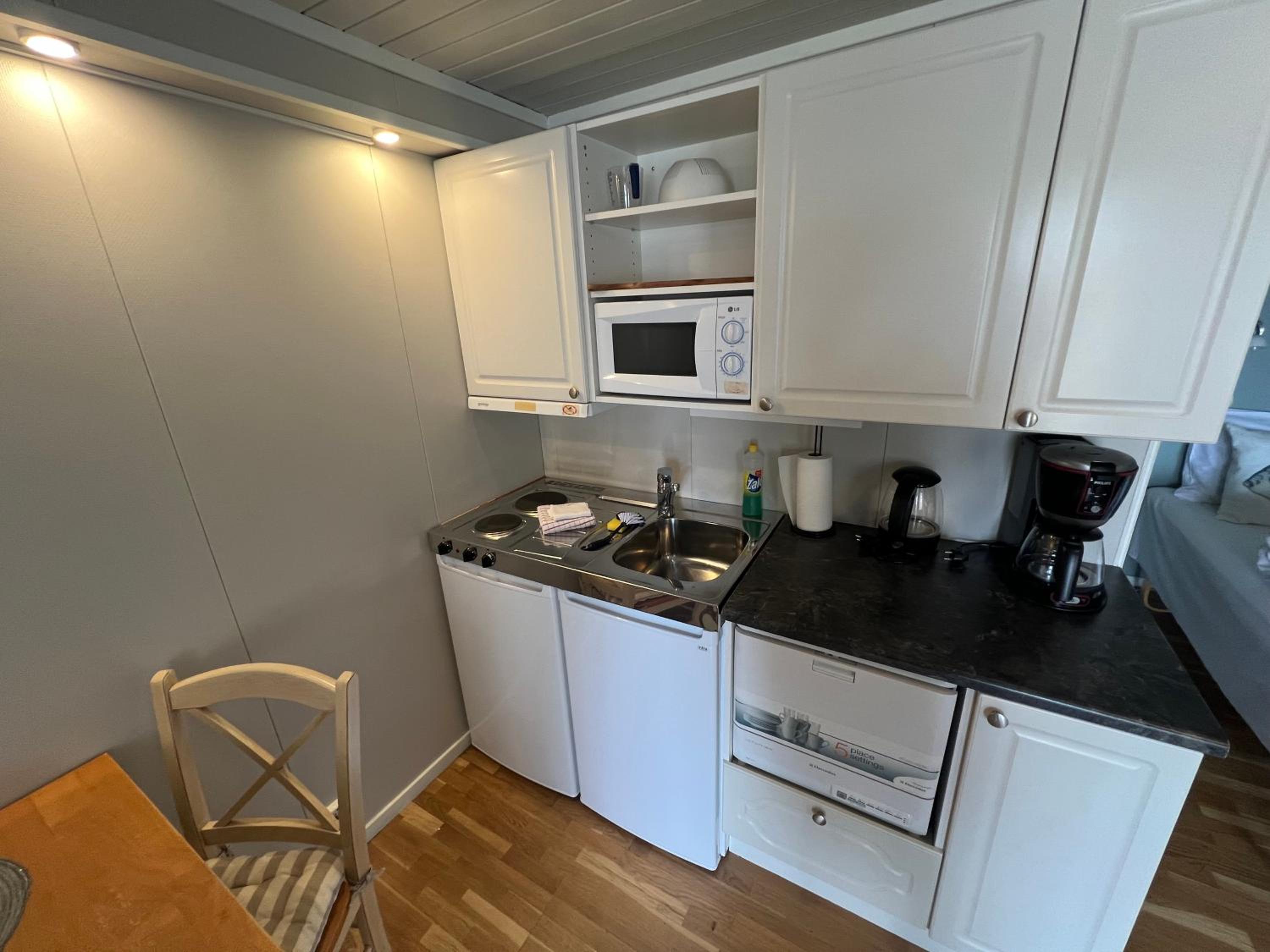 Double Room with Private Bathroom photo 3