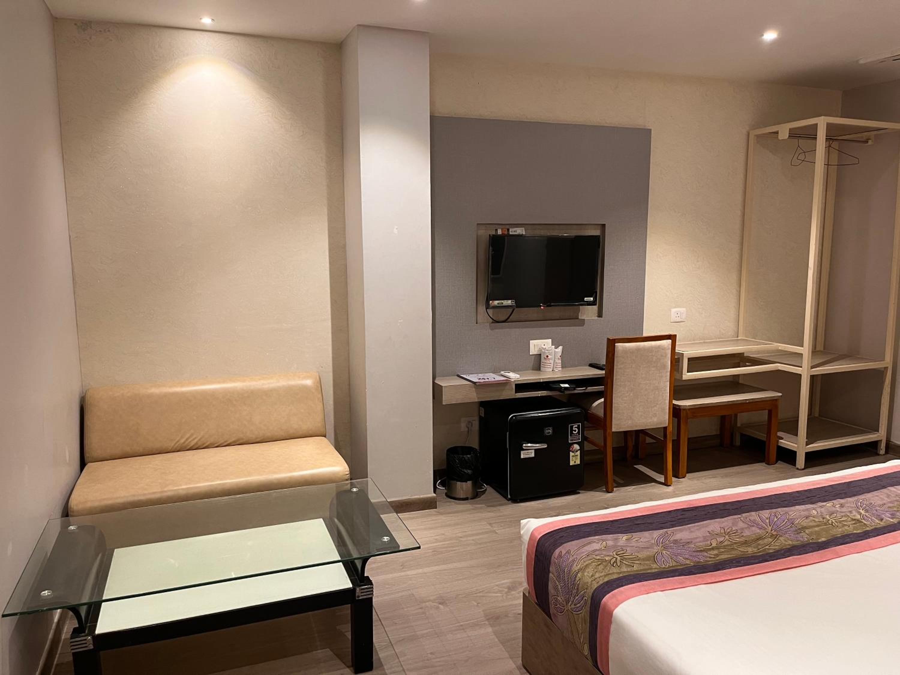 Luxury Triple Room