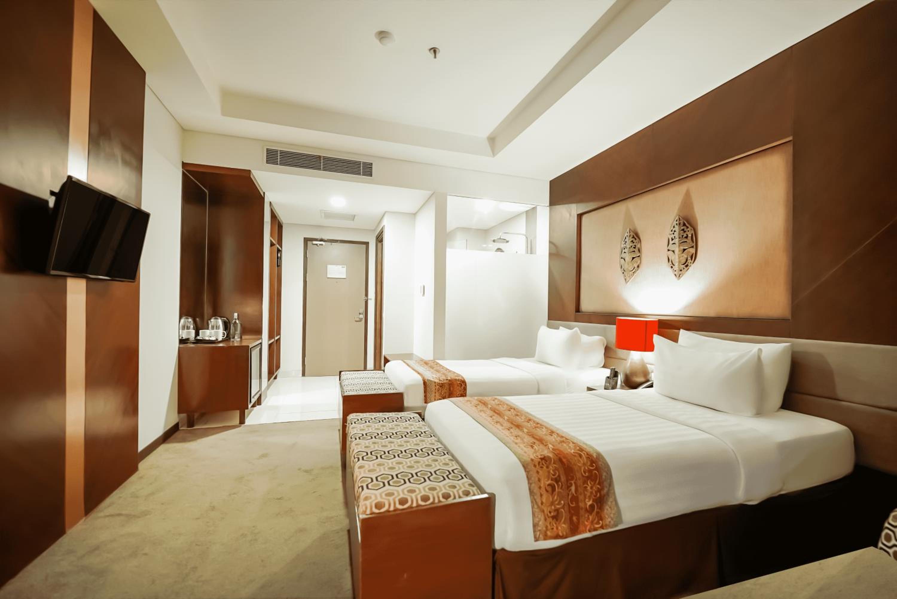 Deluxe Twin Room photo 2