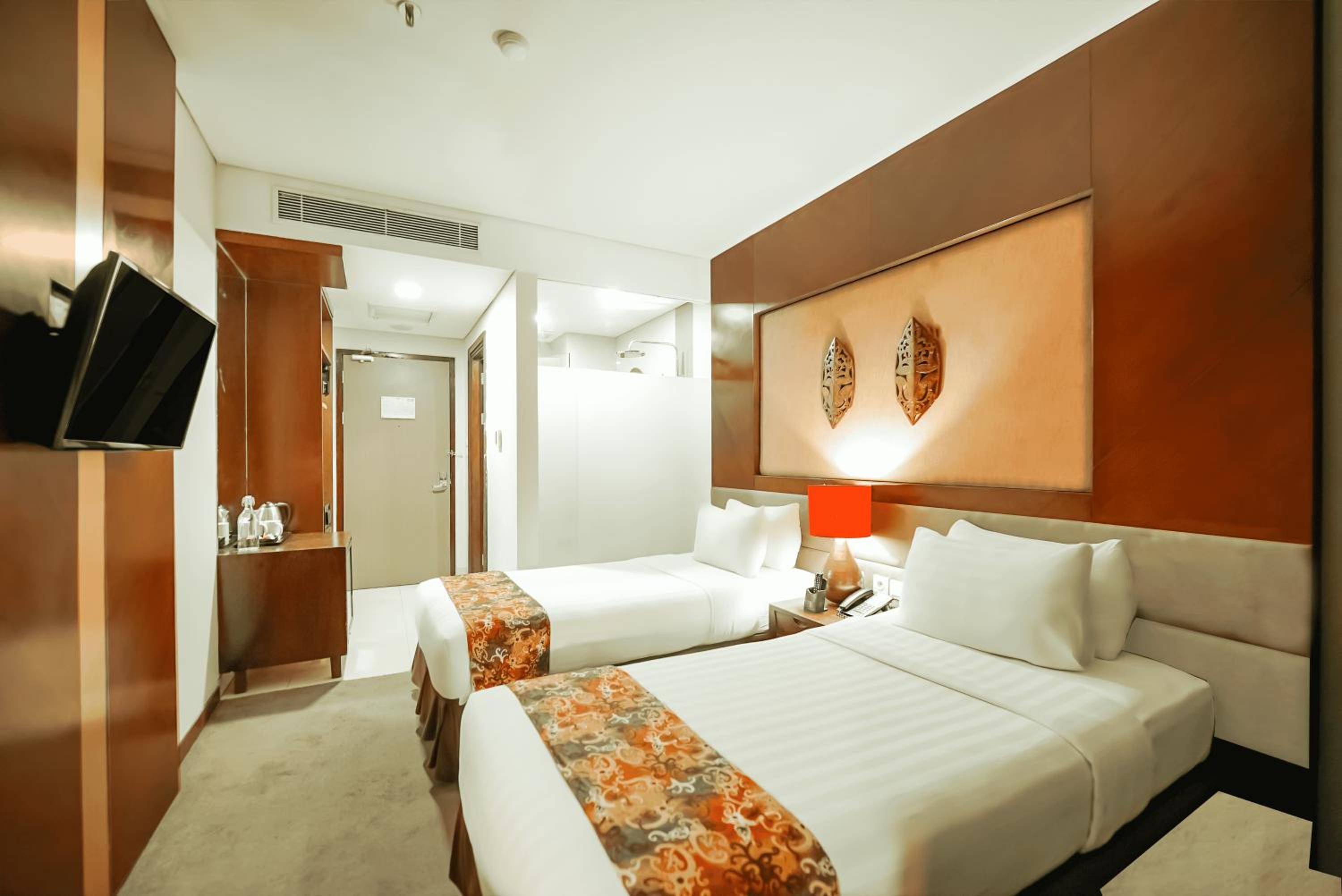 Superior Twin Room photo 2