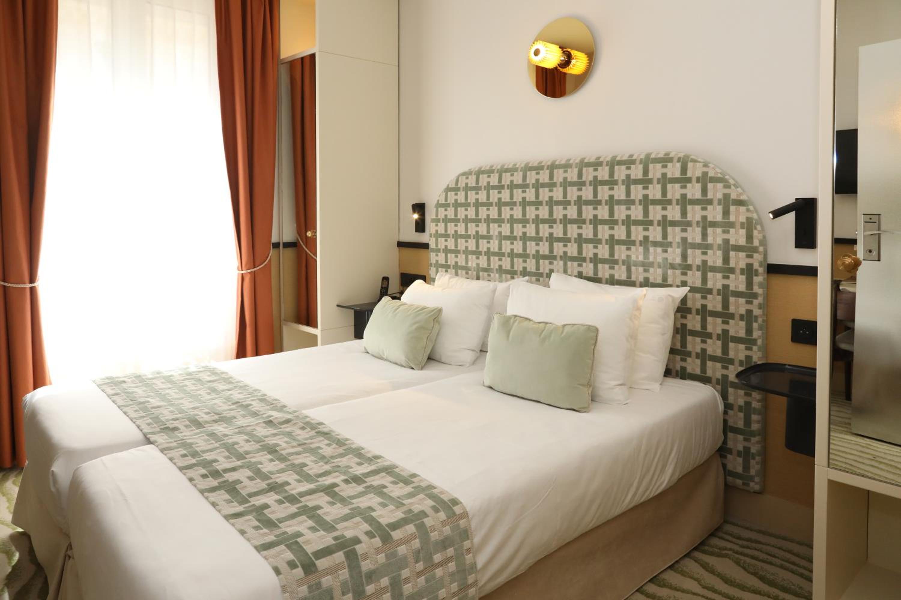 Classic Twin Room photo 1