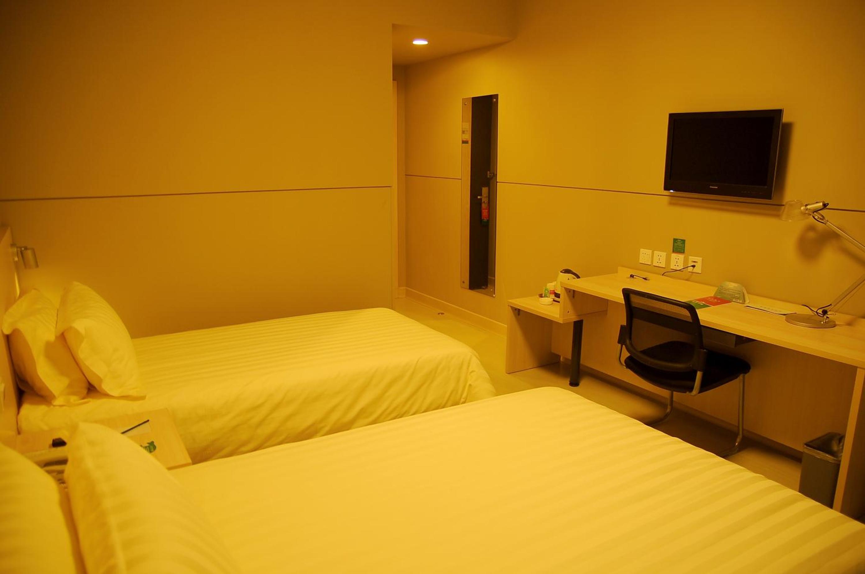 Standard Twin Room A photo 3