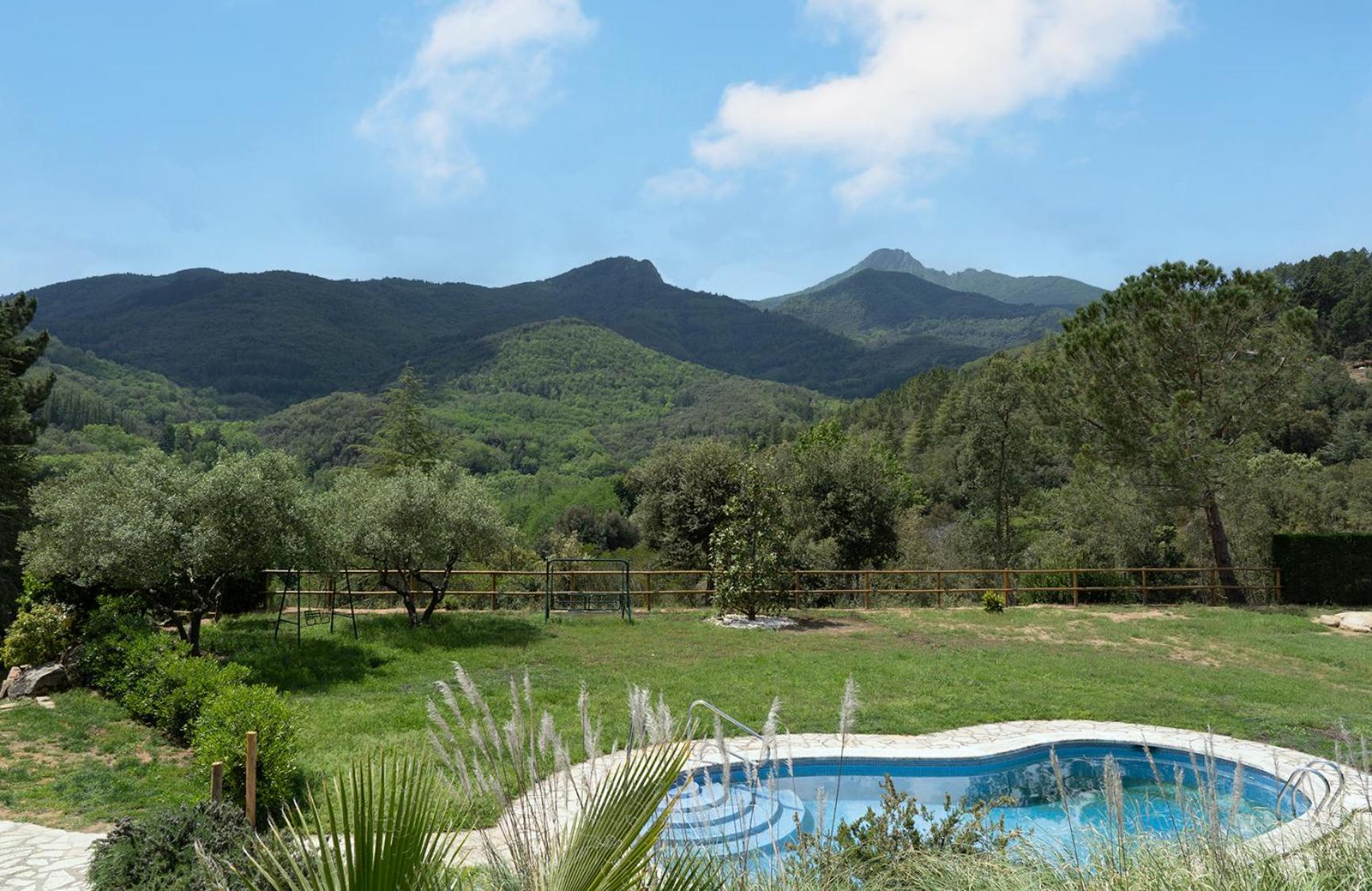 Villa photo 3