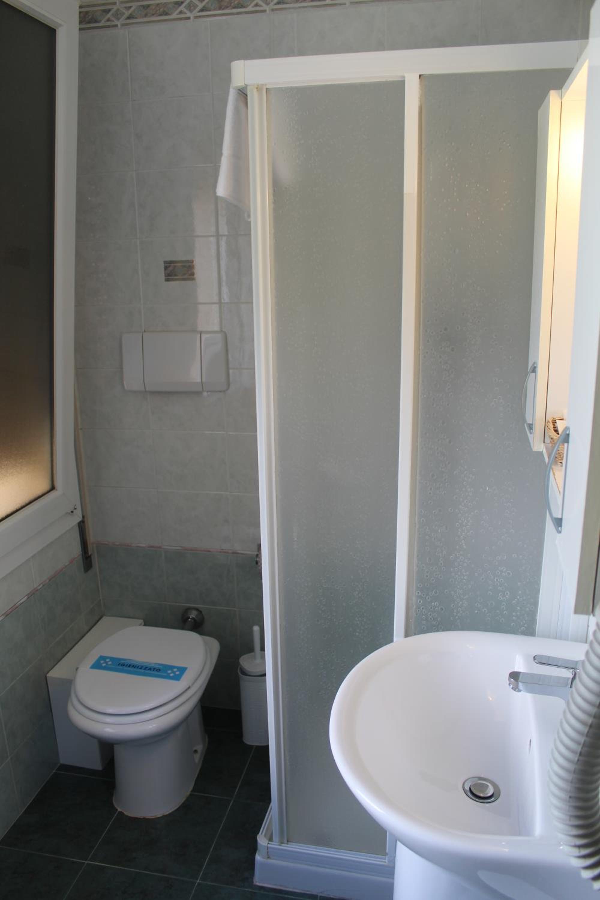 Quadruple Room photo 3