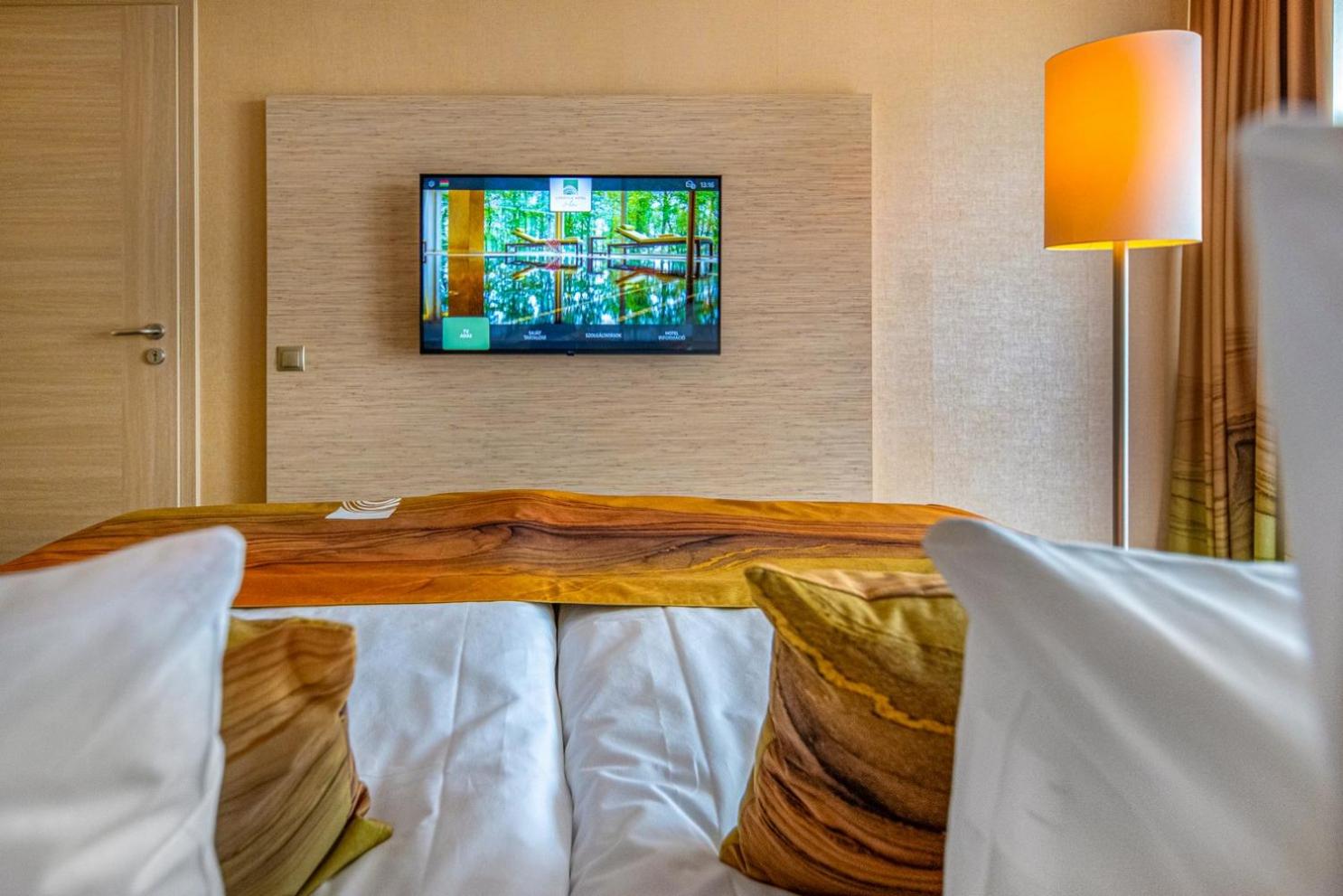 Family Suite - Photo 7