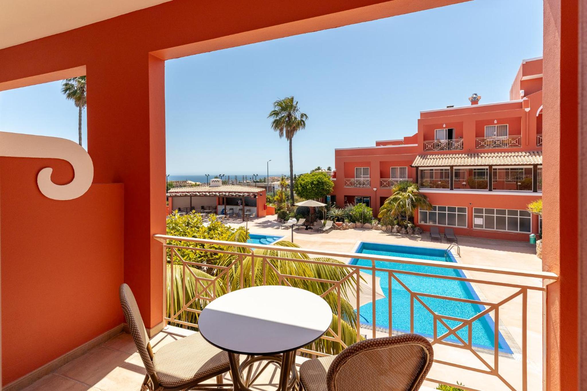 Twin Room with Sea View - Photo 6