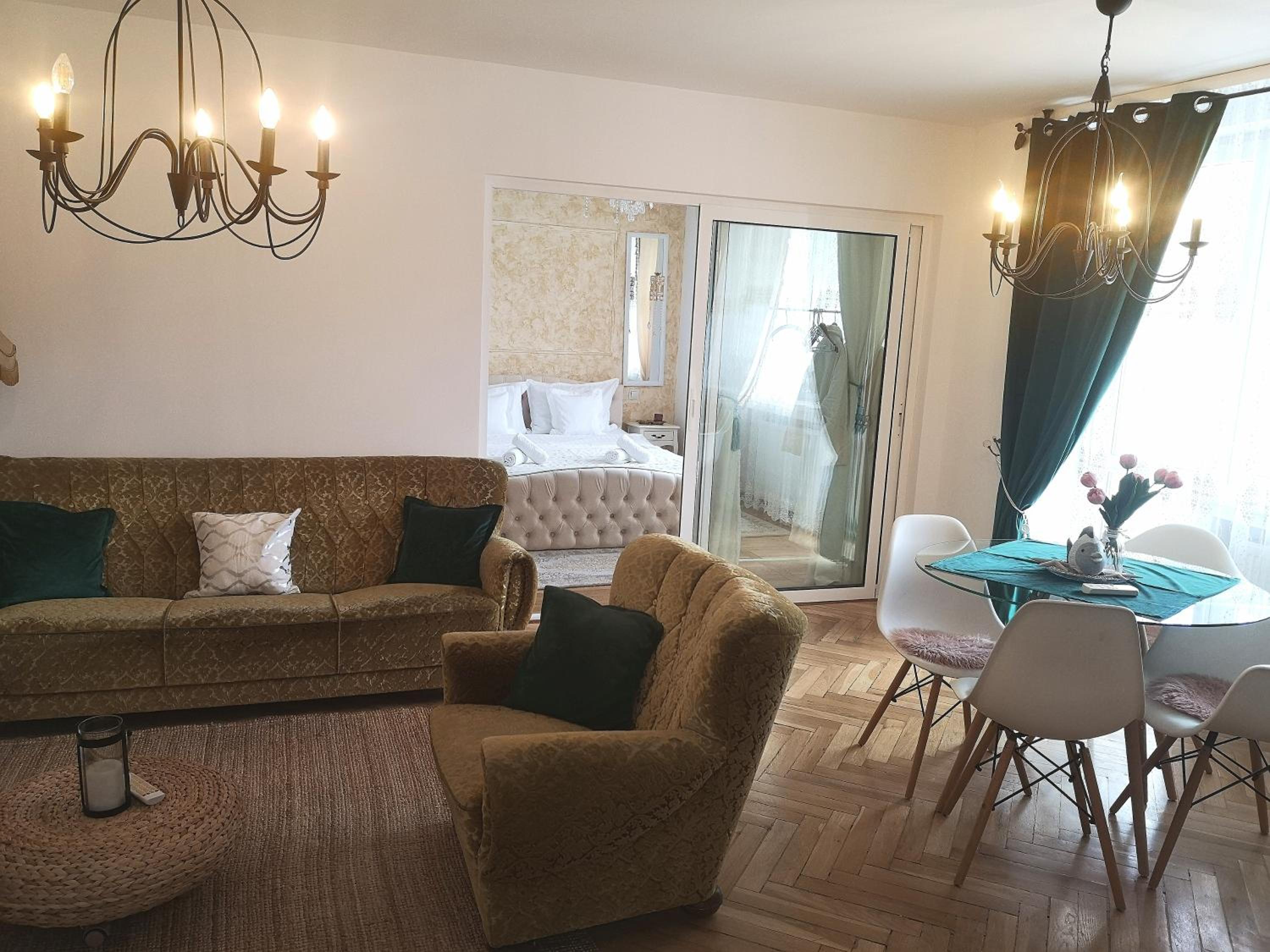 Penthouse Apartment - Photo 28