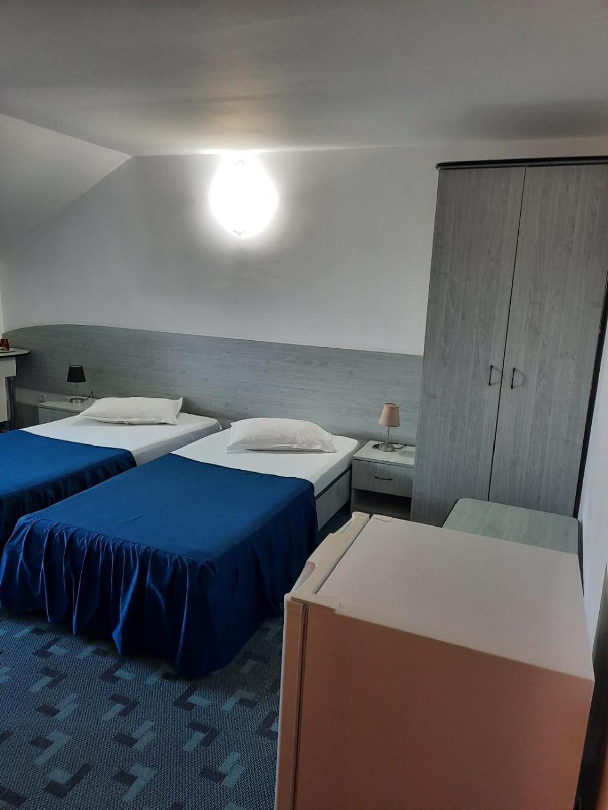 Twin Room with Bath
