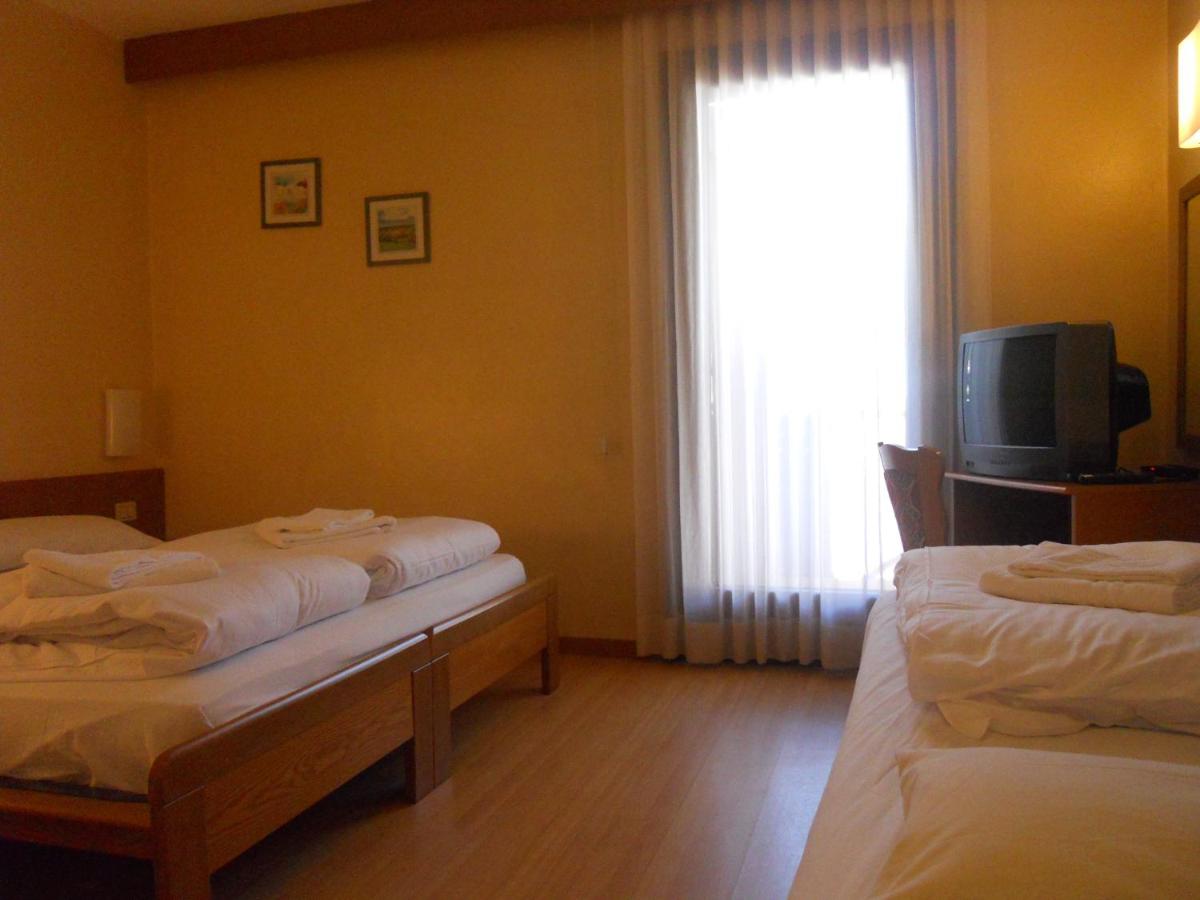Triple Room photo 2