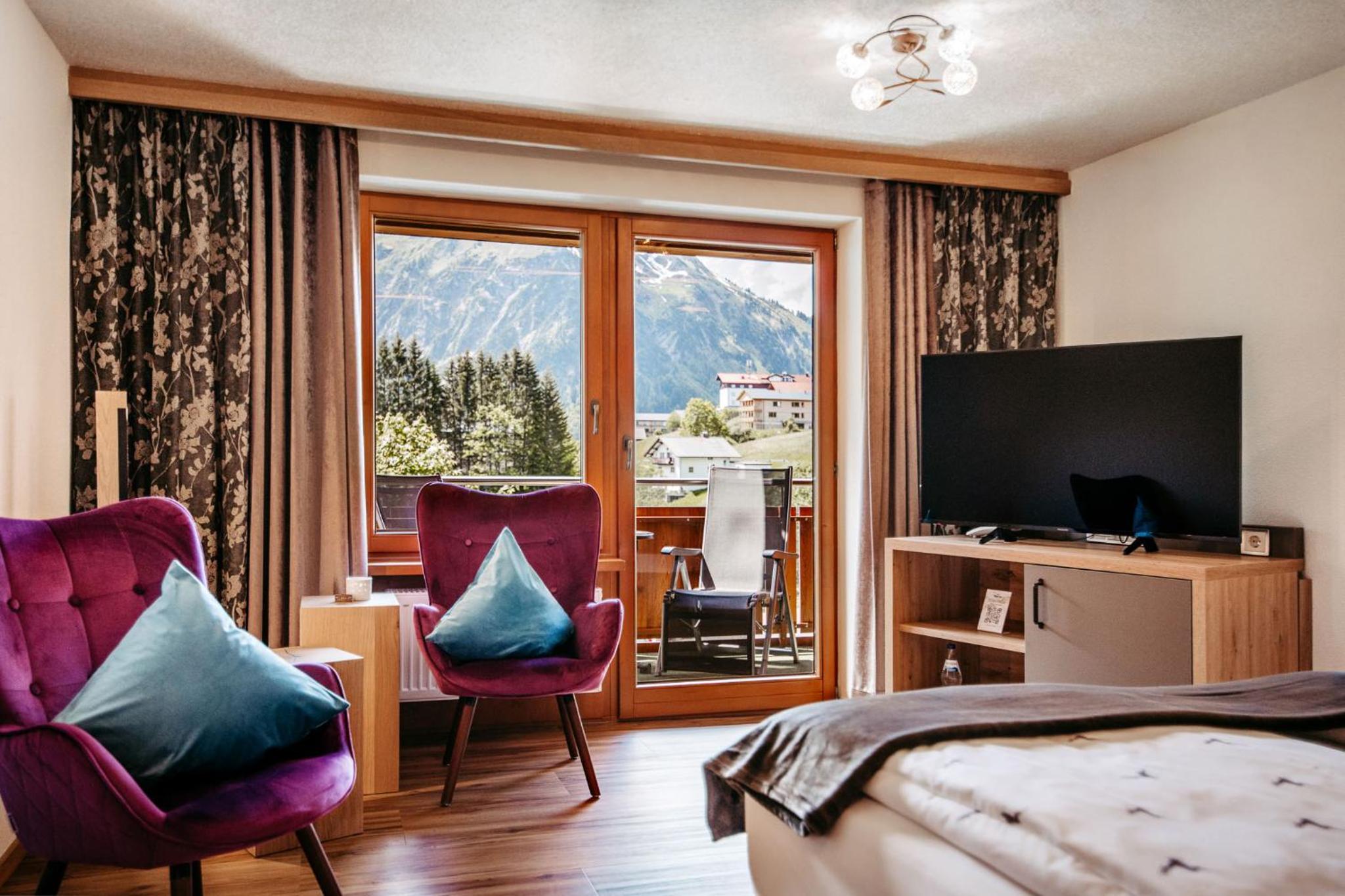 Double Room - Photo 6