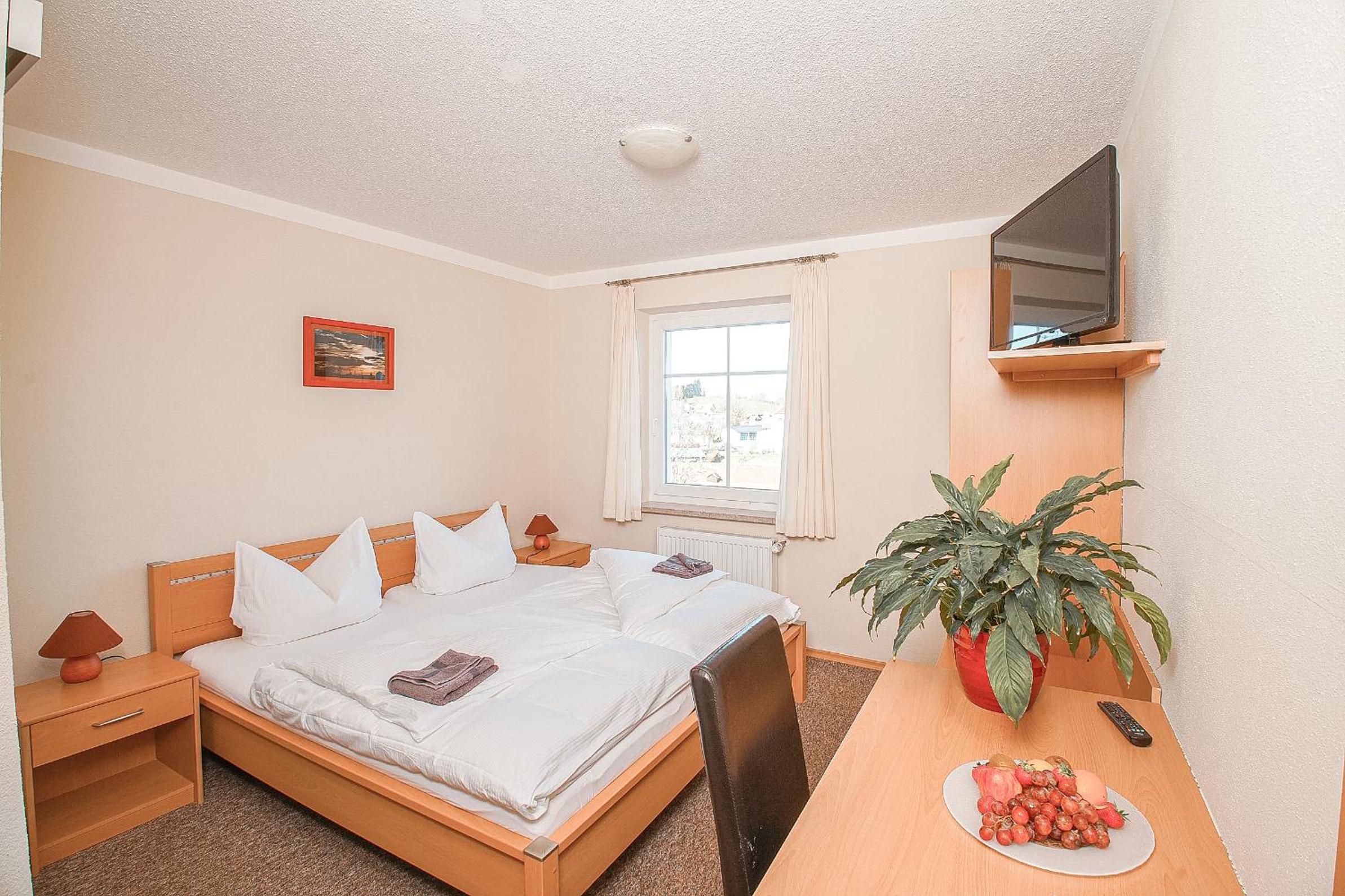 Double Room - Photo 3