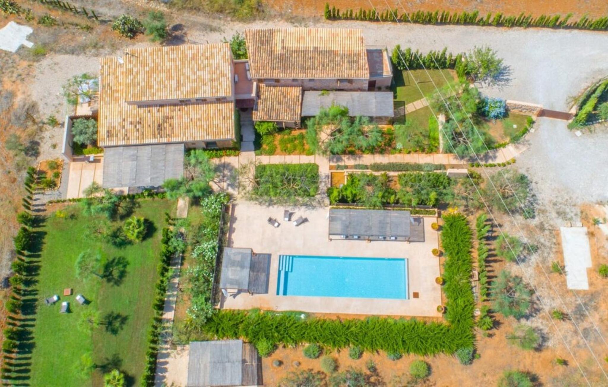 Villa with Garden View photo 3