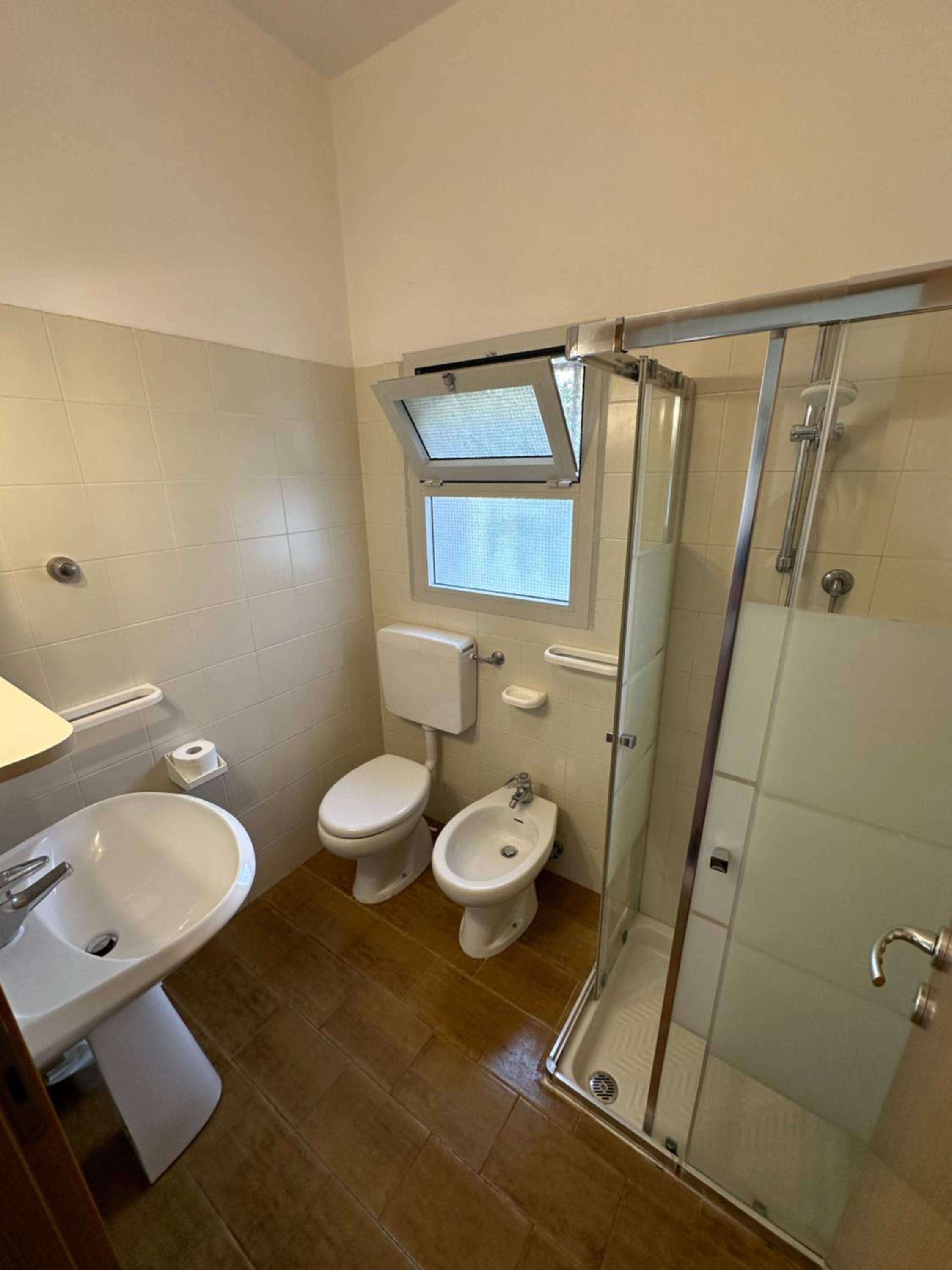 One-Bedroom Apartment with Patio - Photo 7